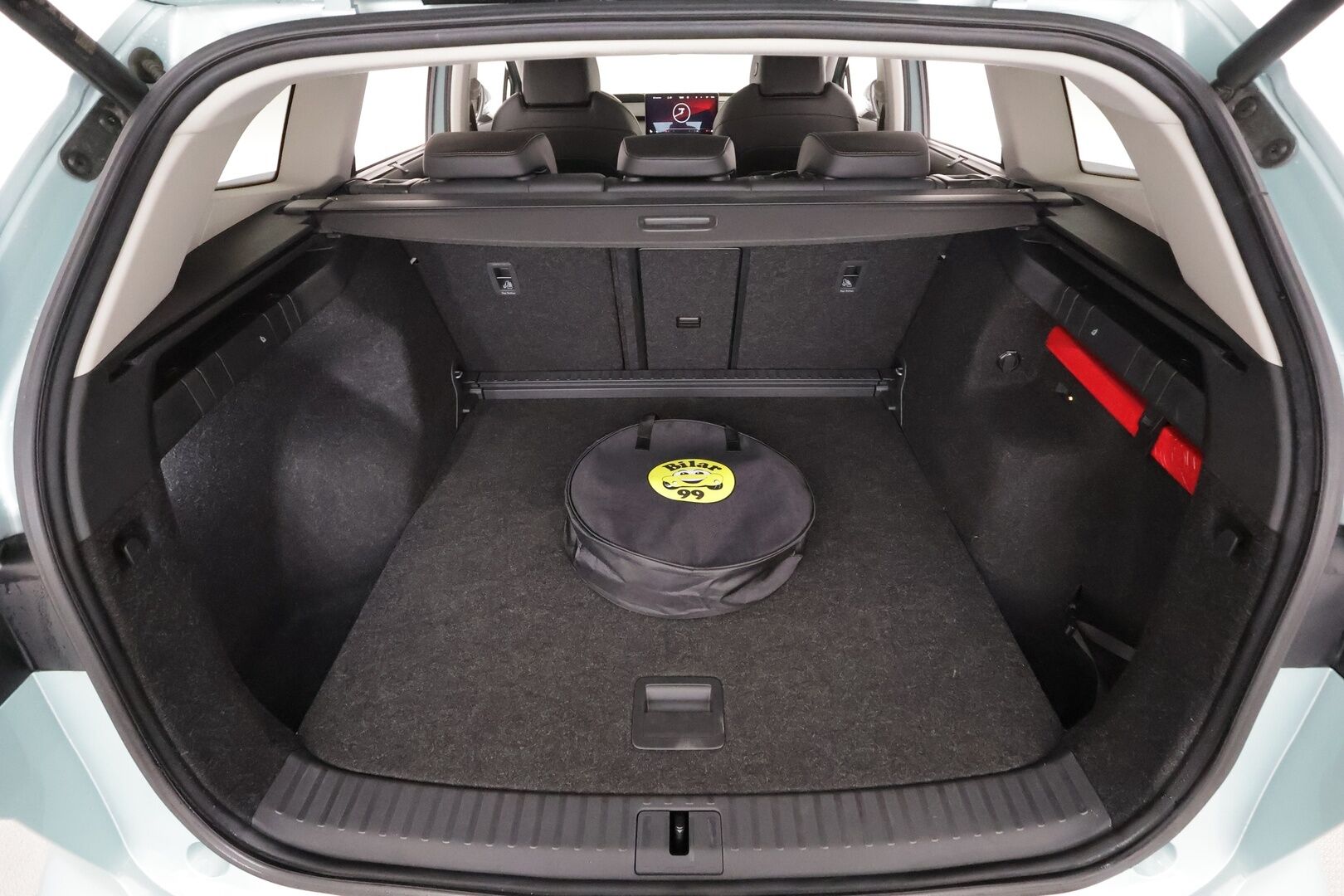 Skoda Enyaq 2023 80x 4x4 iV - | ACC | ILP | Koukku | Matrix-LED | DCC Alusta | Hierova Muistipenkki | HUD | Canton | Panorama | 360-Kamera | Nahat | Ratinlämmitys | keyless | Apple&Android | Merkkihuollettu | Kahdet Renkaat | - KORKO VAIN 3,99 %