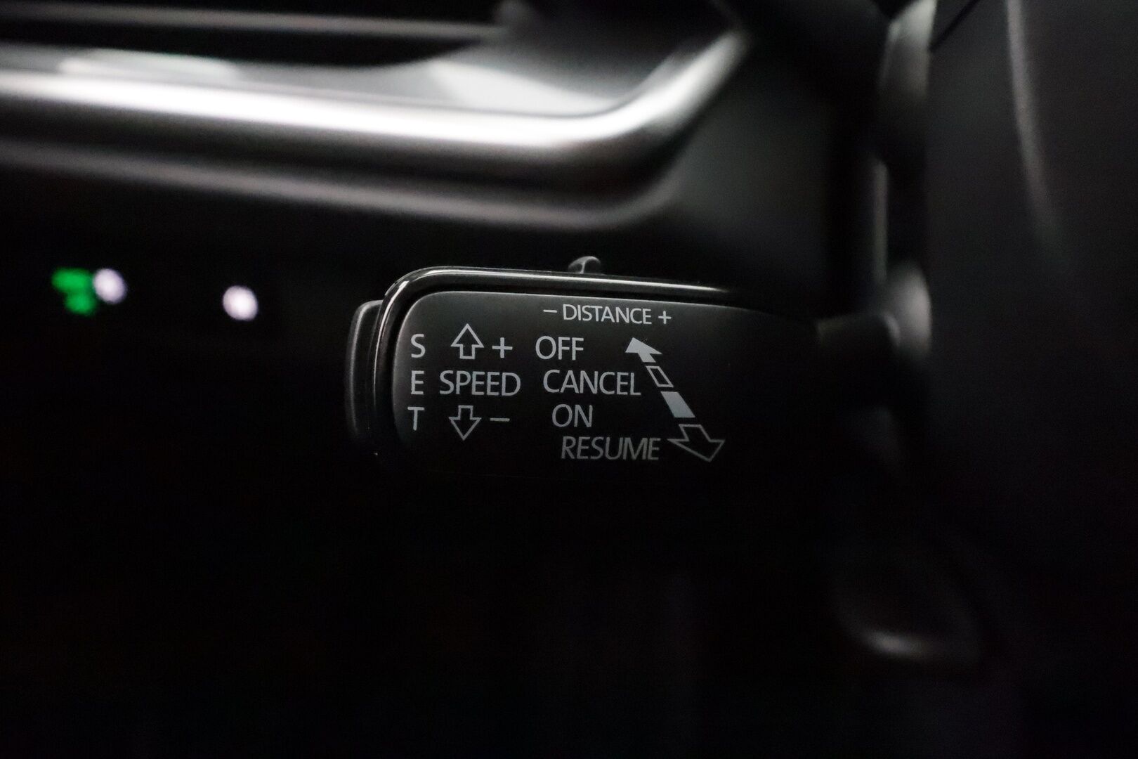 Skoda Elroq 2025 60 Selection - | ACC | ILP | Koukku | LED | P.Kamera | Puolinahat | Ratinlämmitys | Keyless | Apple&Android | Merkkihuollettu | - KORKO VAIN 3,99 %