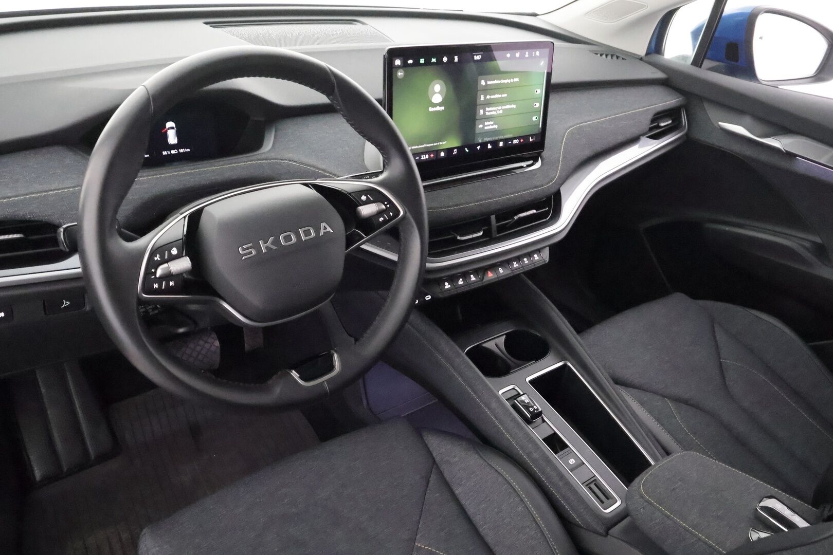 Skoda Elroq 2025 60 Selection - | ACC | ILP | Koukku | LED | P.Kamera | Puolinahat | Ratinlämmitys | Keyless | Apple&Android | Merkkihuollettu | - KORKO VAIN 3,99 %