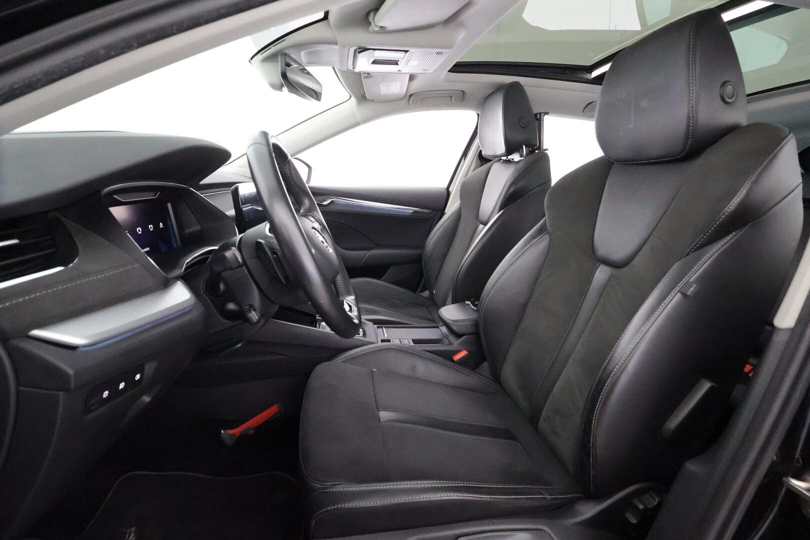 Skoda Octavia 2021 Combi 1.5 TSI Style eTEC DSG Autom. - | ACC | Koukku | Panorama | Matrix-LED | HUD | Panorama | Ratinlämmitys | Keyless | Apple&Android | Merkkihuollettu | Kahdet Renkaat | - KORKO VAIN 3,99 %