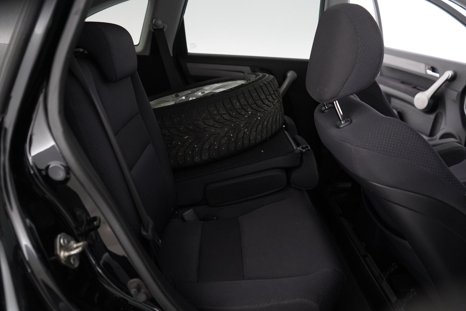 Honda CR-V 2007 2.0i Elegance AT 4WD *Myydään huutokaupat.com sivulla*
