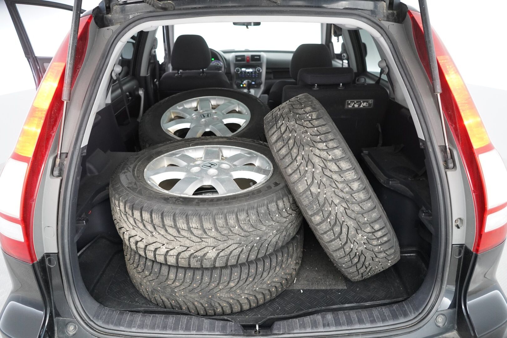 Honda CR-V 2007 2.0i Elegance AT 4WD *Myydään huutokaupat.com sivulla*