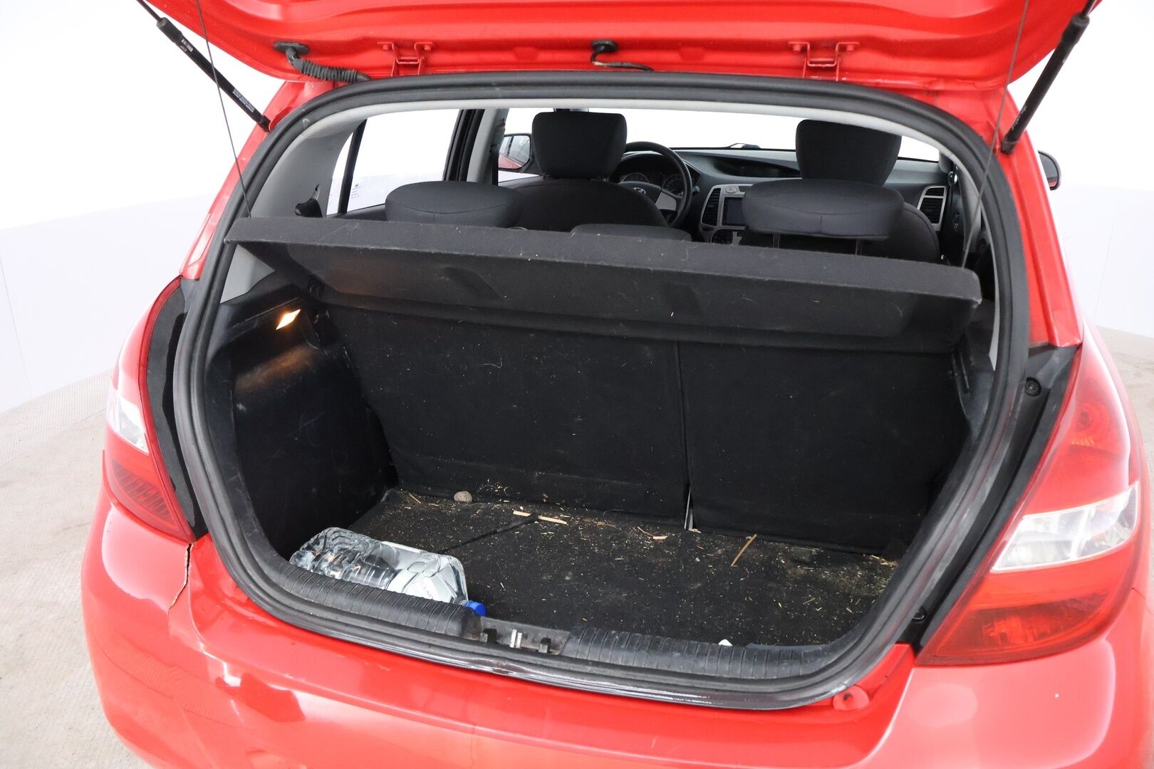 Hyundai i20 2010 1,2 Classic 5d *MYYDÄÄN HUUTOKAUPAT.COM*