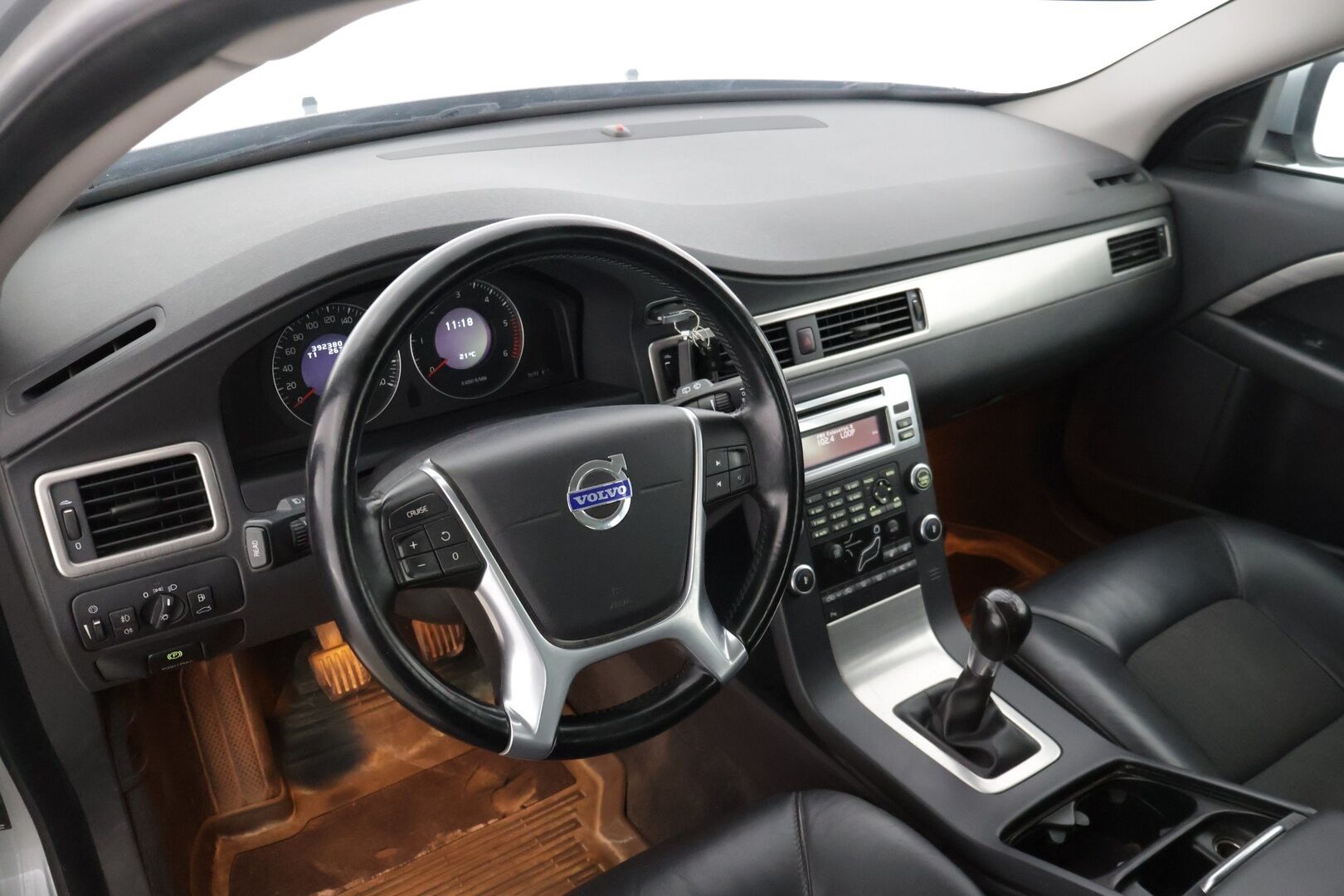 Volvo V70 2010 2,0D Momentum * MYYDÄÄN HUUTOKAUPAT.COM * - * MYYDÄÄN HUUTOKAUPAT.COM *