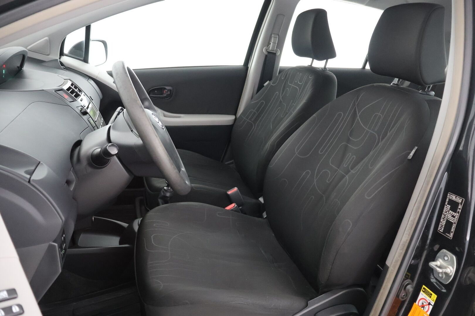 Toyota Yaris 2009 1,33 Dual VVT-i Stop & Start Linea Terra 5ov - YritysOutlet - Myydään vain yrityksille - – Tämä auto myydään YritysOutlet -valikoimasta vain yritykselle