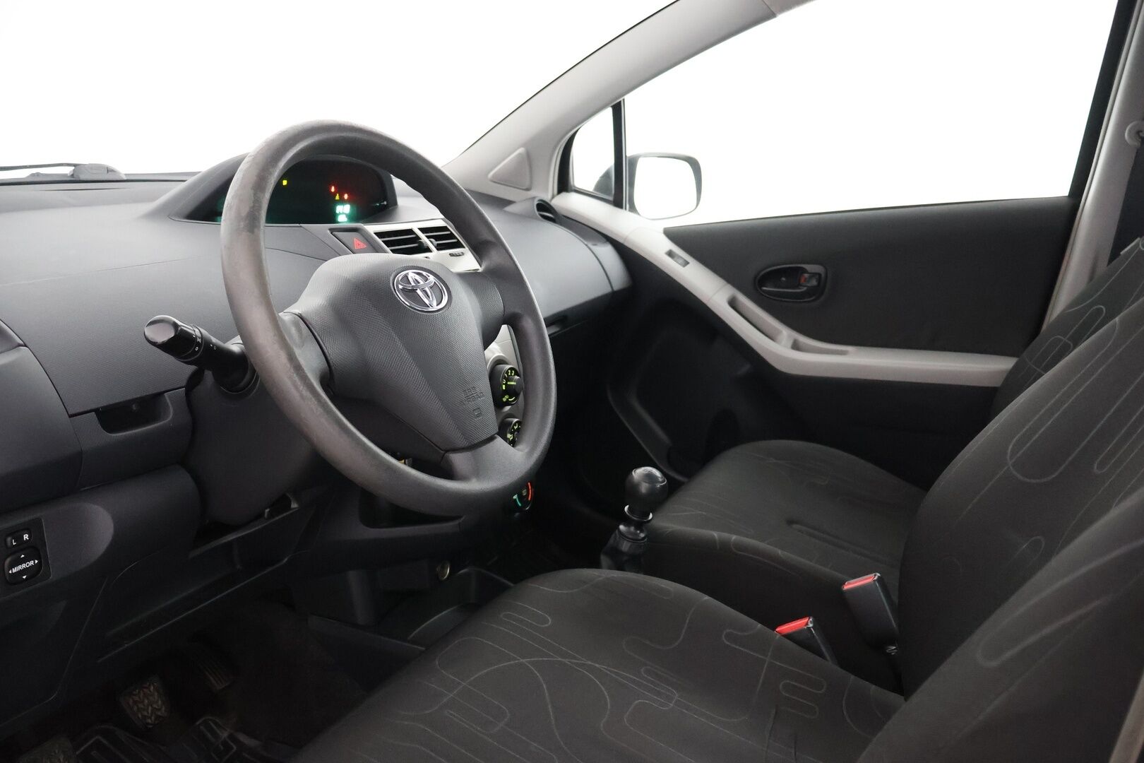 Toyota Yaris 2009 1,33 Dual VVT-i Stop & Start Linea Terra 5ov - YritysOutlet - Myydään vain yrityksille - – Tämä auto myydään YritysOutlet -valikoimasta vain yritykselle