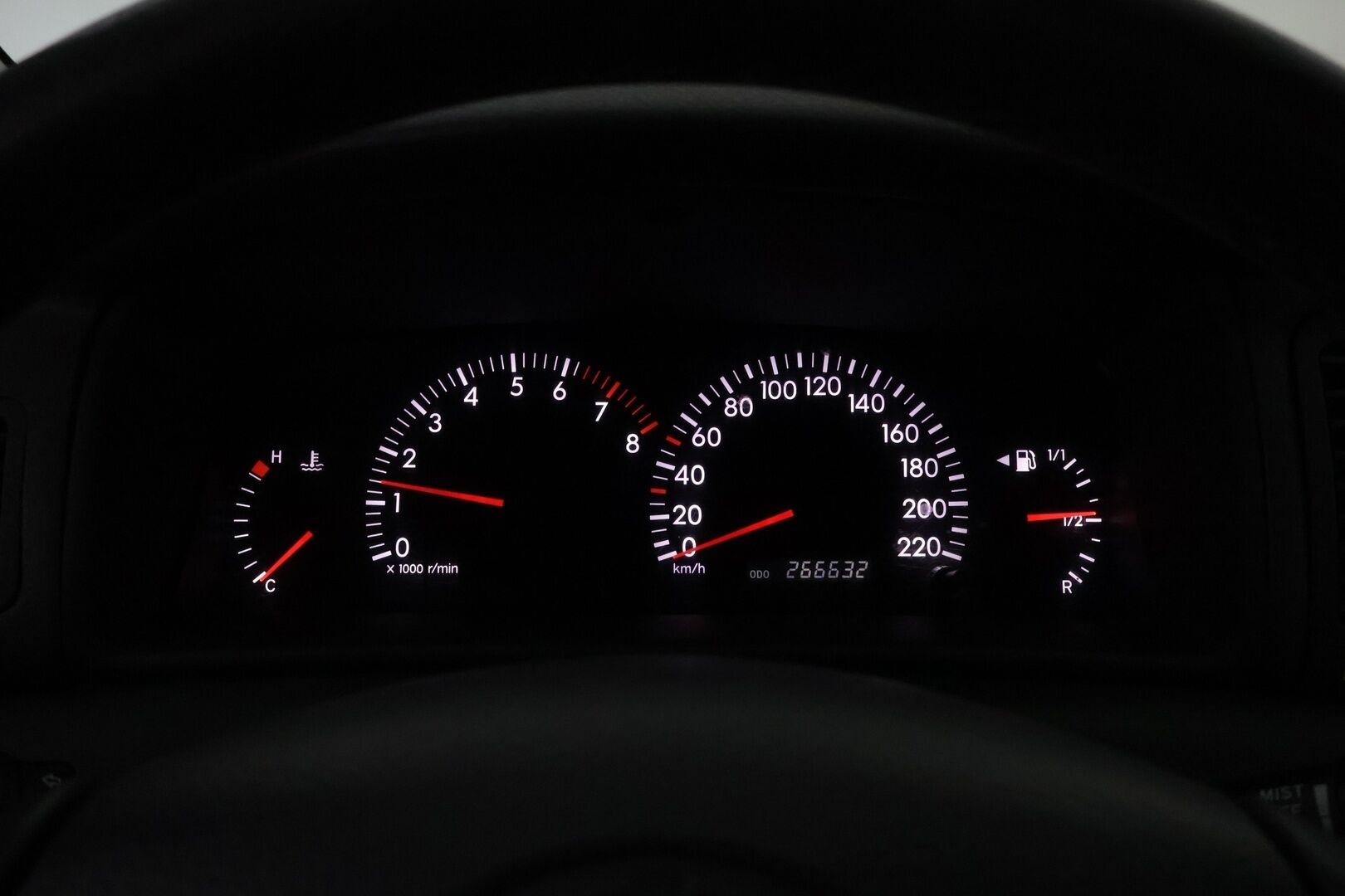 Toyota Corolla 2003 - YritysOutlet - Myydään vain yrityksille - – Tämä auto myydään YritysOutlet -valikoimasta vain yritykselle