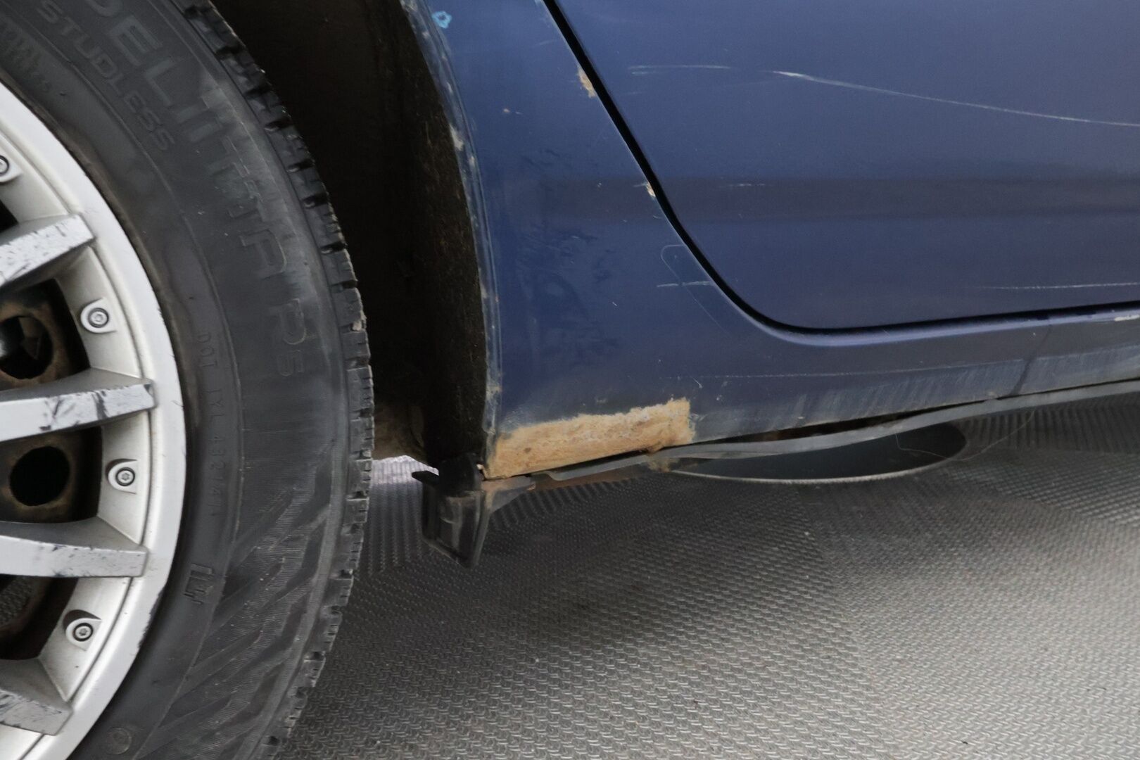 Toyota Corolla 2003 - YritysOutlet - Myydään vain yrityksille - – Tämä auto myydään YritysOutlet -valikoimasta vain yritykselle