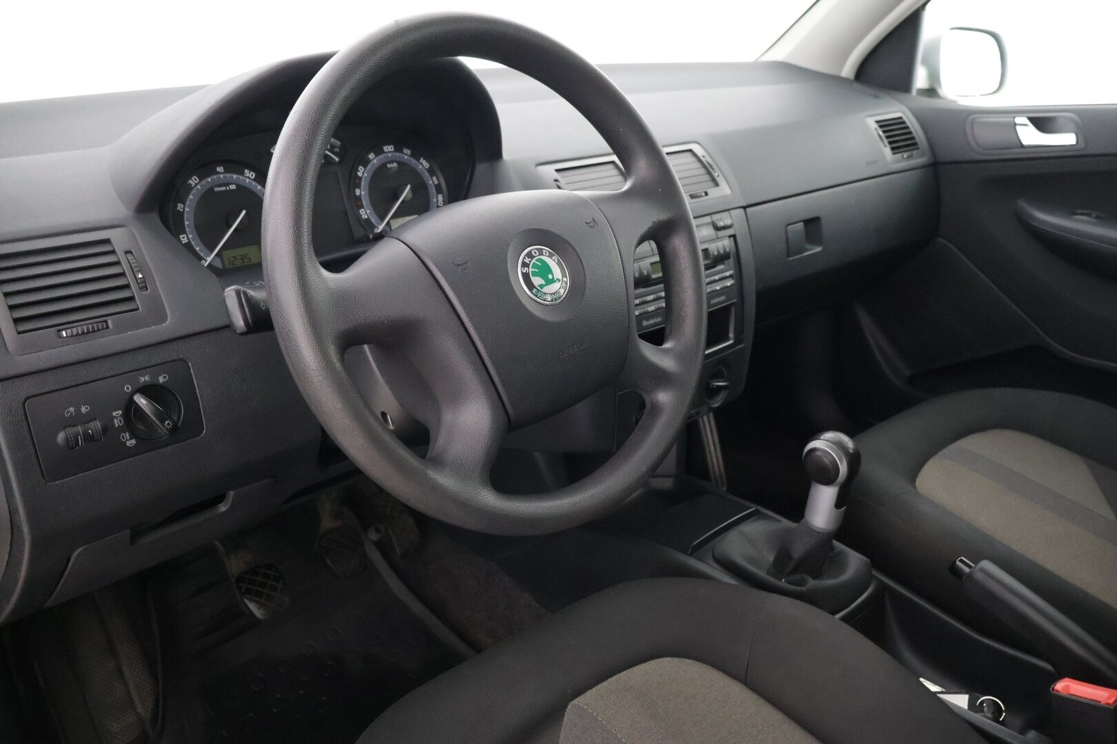 Skoda Fabia Combi 2007 4D FABIA COMBI 1.4 *MYYDÄÄN HUUTOKAUPAT.COM*
