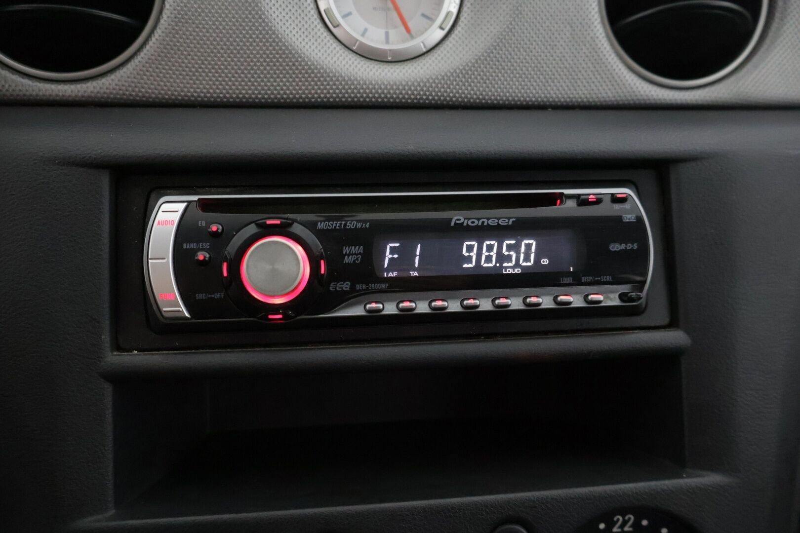 Mitsubishi Outlander 2007 5D OUTLANDER STW 2.0-XNCU2W-4X4/263 - * Myydään Huutokaupat.com *