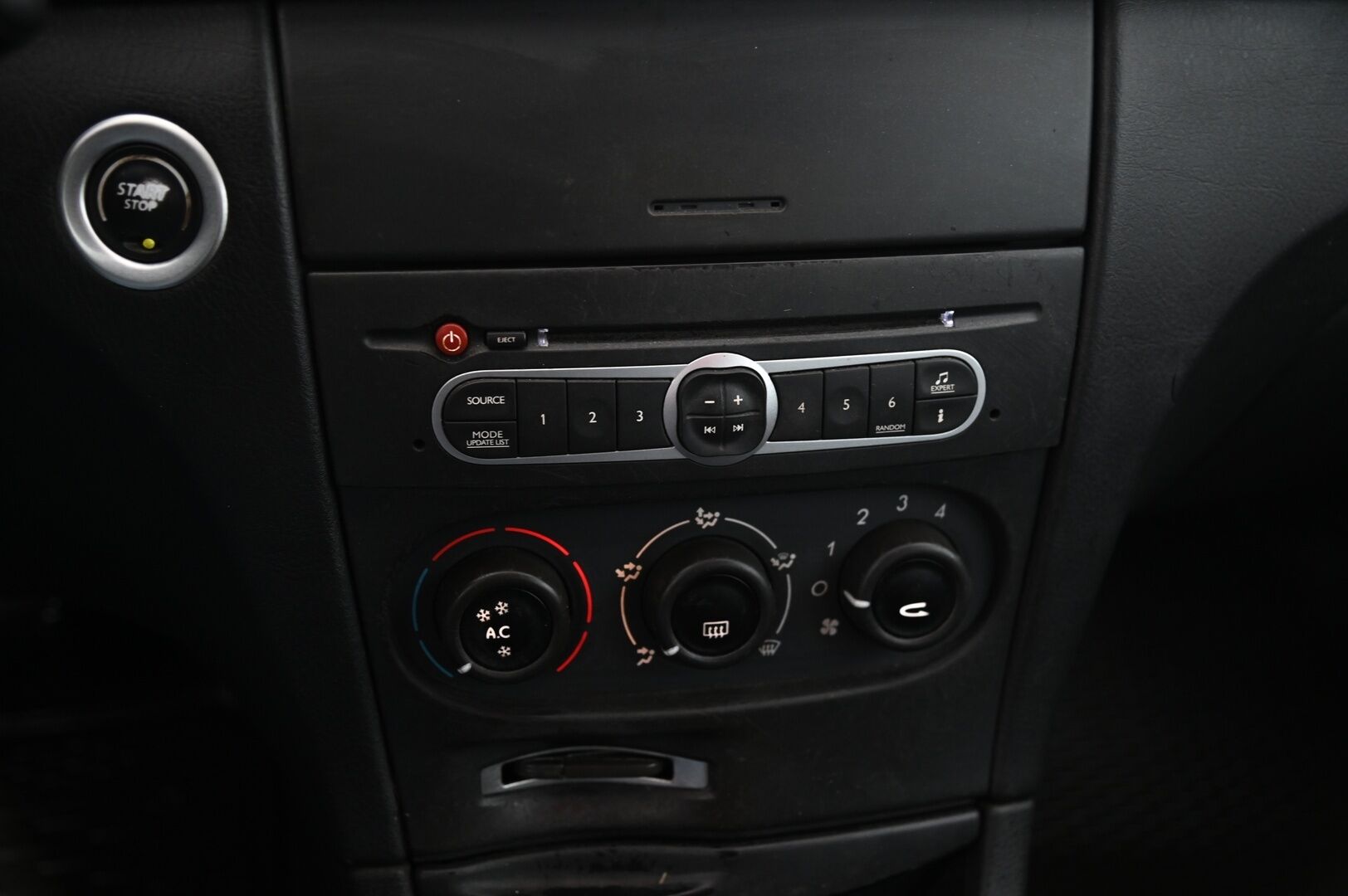 Renault Laguna 2005 *Myydään Huutokaupat.com*