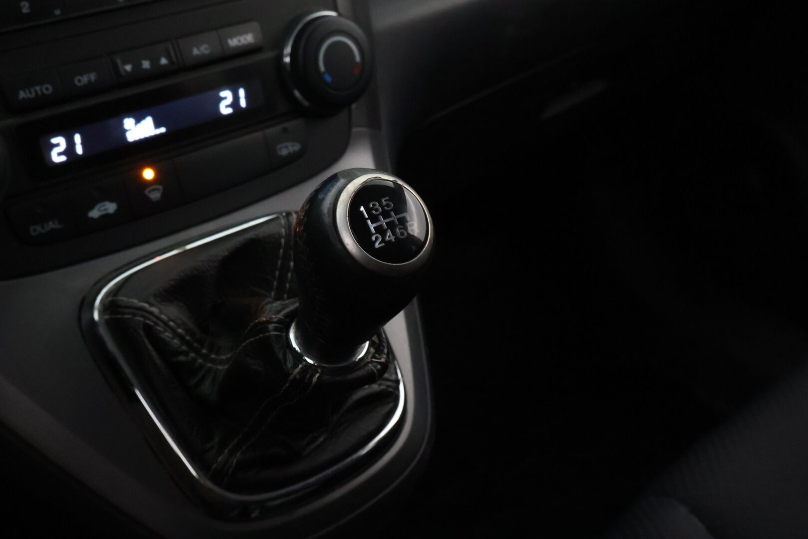 Honda CR-V 2007 2,0i Elegance AT 4WD - YritysOutlet - Myydään vain yrityksille