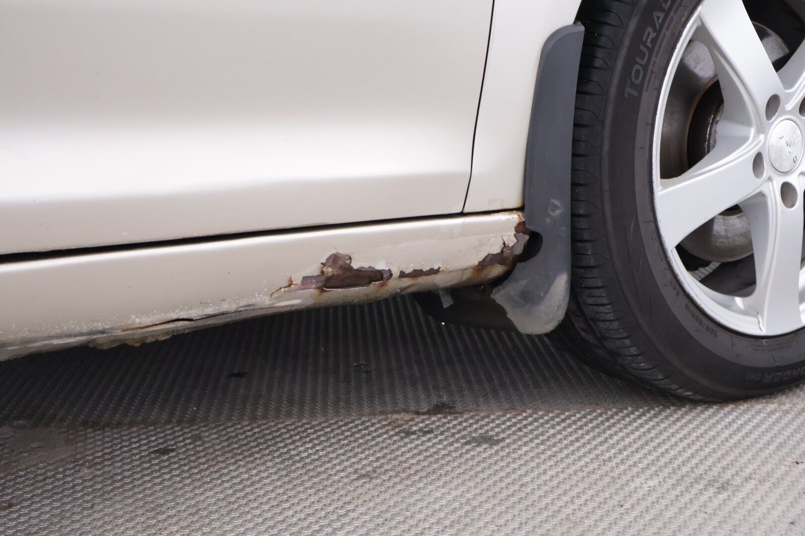 Volkswagen Jetta 2007 1.4 TSI Comfortline DSG * MYYDÄÄN HUUTOKAUPAT.COM! * - * MYYDÄÄN HUUTOKAUPAT.COM! *