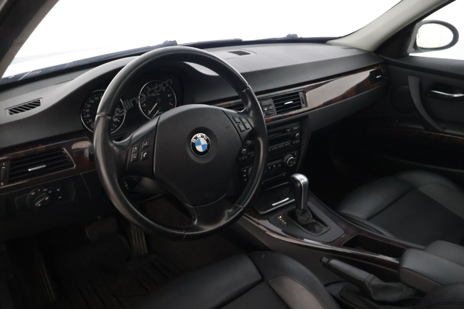 BMW 325 2006 325i Farmari (AC) 4ov 2497cm3 A - | Myydään vain huutokaupat.com | Ketju tehtynä | Lasikattoluukku | Vakionopeudensäädin | - KORKO VAIN 3,99 %