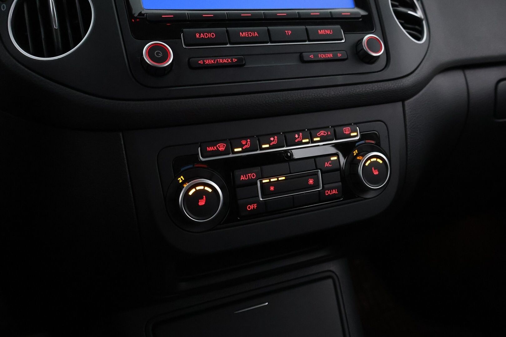 Volkswagen Golf Plus 2010 Highline 1,4 TSI 118 kW (160 hv) *MYYDÄÄN HUUTOKAUPAT.COM*