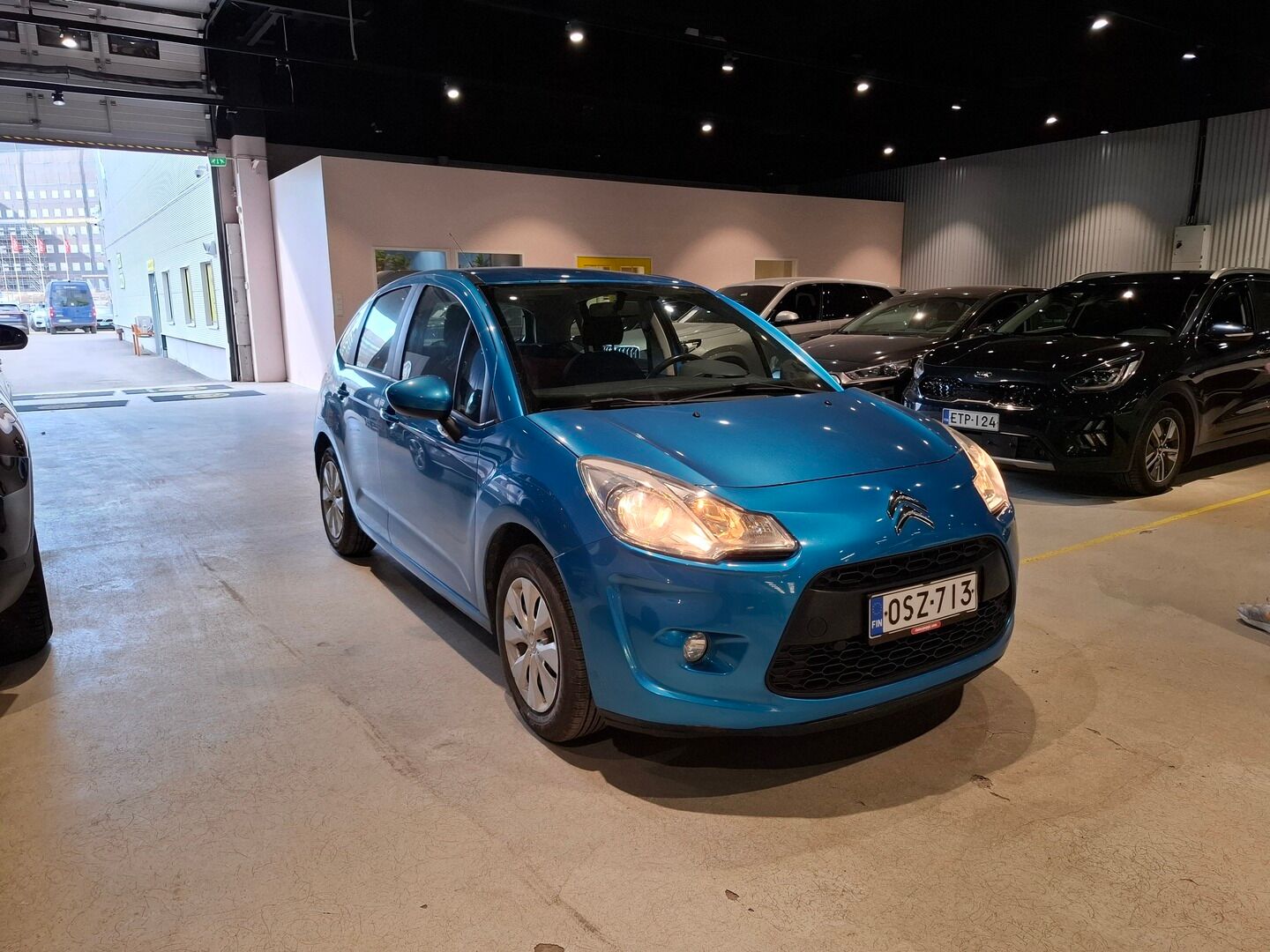 Citroen C3 2010 VTi 95 Confort / Suomi-auto / Vakkari / Lohkolämmitin / Huoltokirja / YritysOutlet - Myydään vain yrityksille - Tämä auto myydään YritysOutlet -valikoimasta vain yritykselle