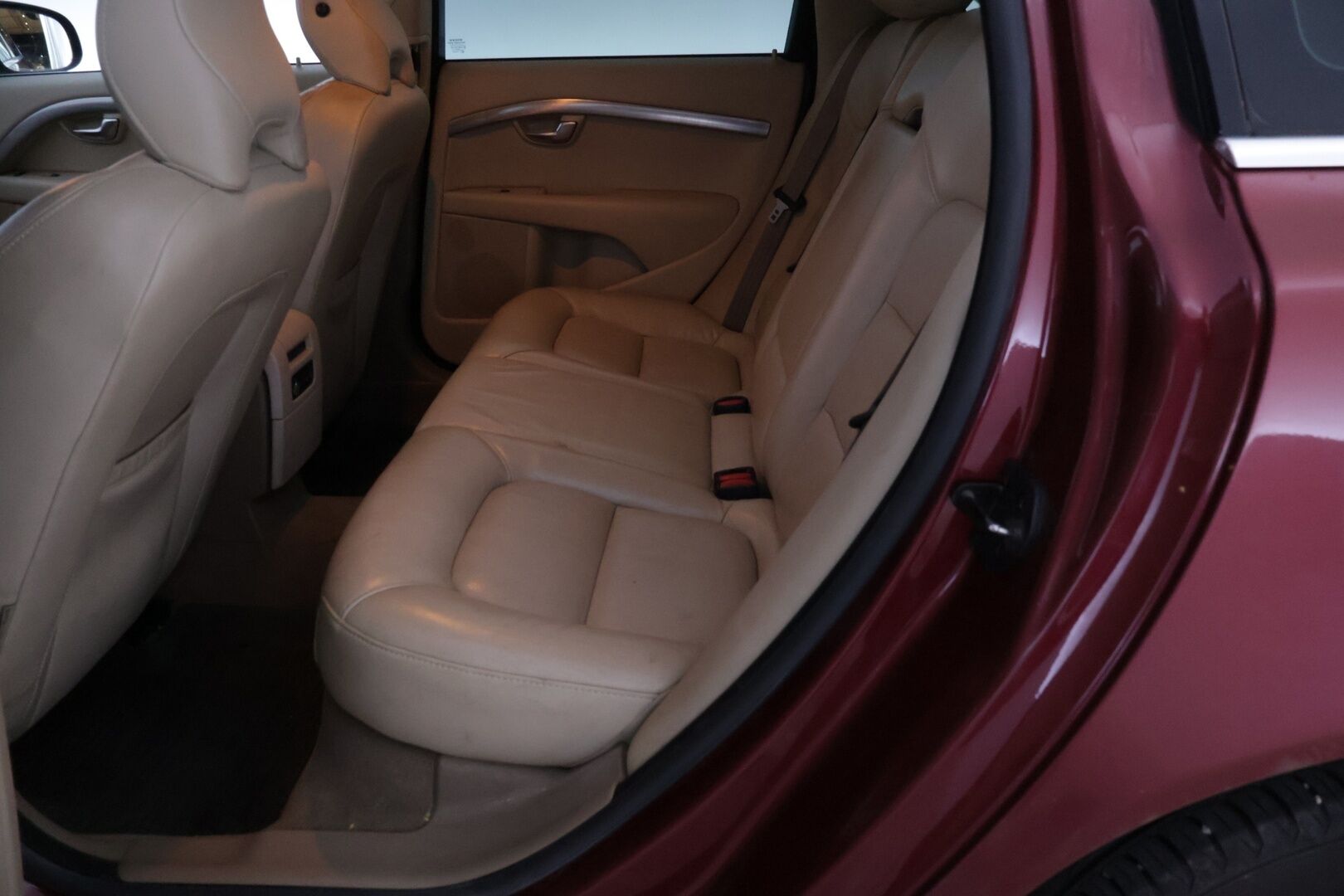 Volvo V70 2010 2,4D Momentum Business aut - YritysOutlet - Myydään vain yrityksille