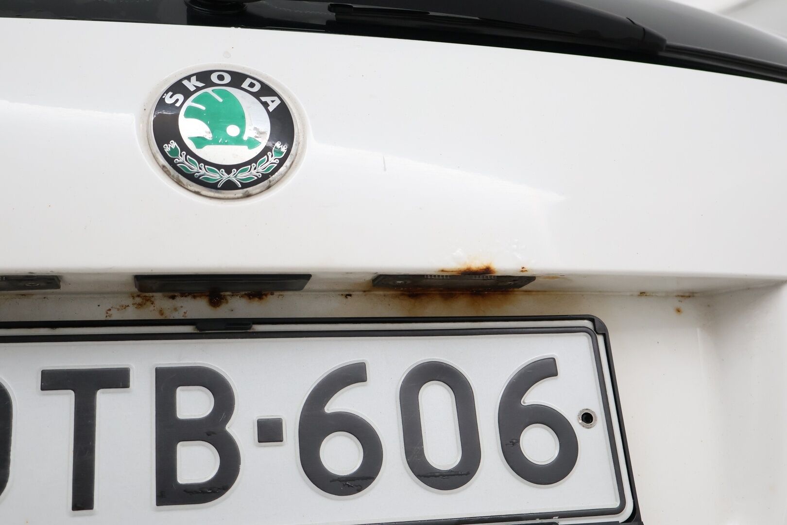 Skoda Octavia 2010 Combi 1,6 TDI CR DPF Elegance DSG Autom. - - TÄMÄ AUTO MYYDÄÄN HUUTOKAUPAT.COM SIVUSTOLLA - KORKO VAIN 3,99 %