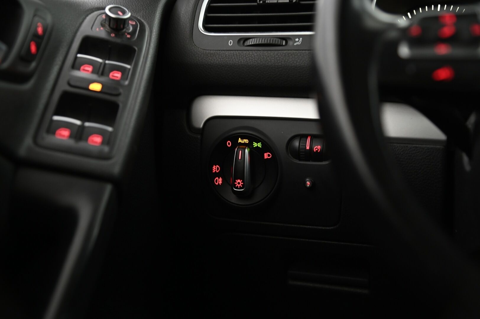 Volkswagen Golf 2012 Highline 1,4 TSI 90 kW, DSG-autom. *Myydään Huutokaupat.com* - Myydään vain huutokaupat.com