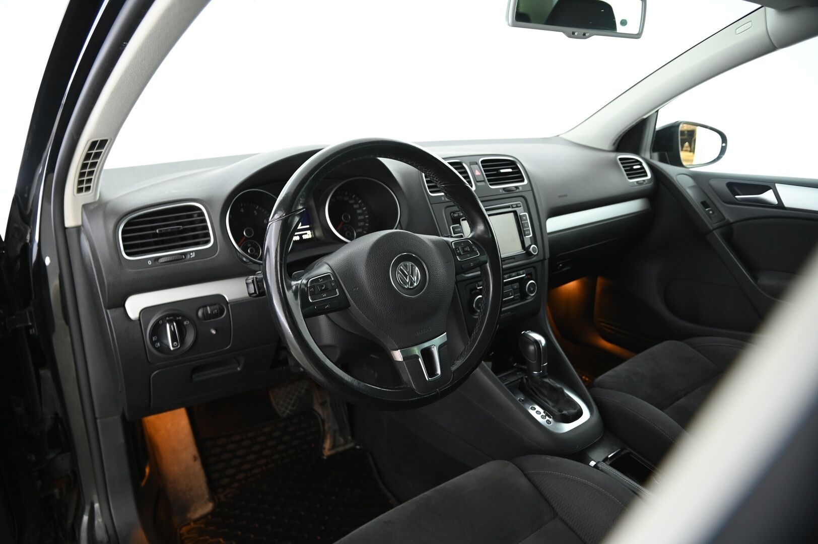 Volkswagen Golf 2012 Highline 1,4 TSI 90 kW, DSG-autom. *Myydään Huutokaupat.com* - Myydään vain huutokaupat.com