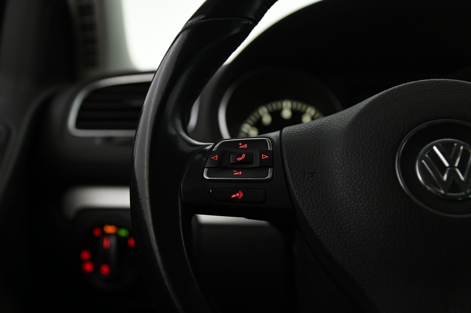 Volkswagen Golf 2012 Highline 1,4 TSI 90 kW, DSG-autom. *Myydään Huutokaupat.com* - Myydään vain huutokaupat.com