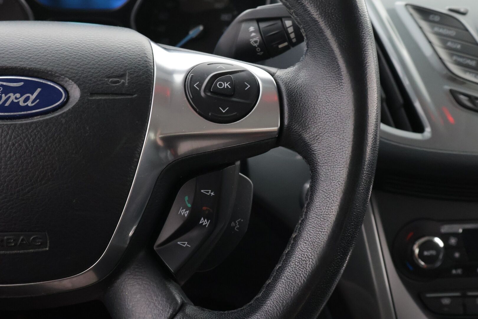 Ford Grand C-Max 2012 2,0 TDCi 140 hv PowerShift autom. Titanium A6 5-ovinen *MYYDÄÄN HUUTOKAUPAT.COM* - MYYDÄÄN HUUTOKAUPAT.COM!