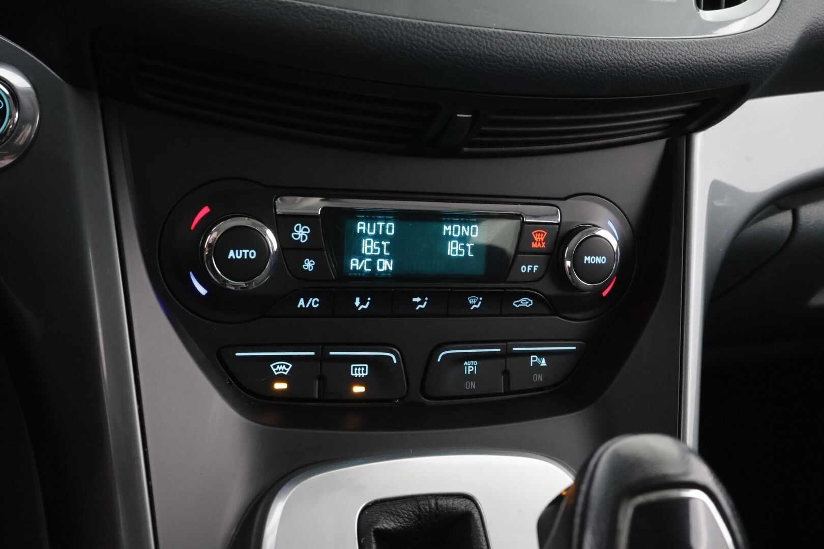 Ford Grand C-Max 2012 2,0 TDCi 140 hv PowerShift autom. Titanium A6 5-ovinen *MYYDÄÄN HUUTOKAUPAT.COM* - MYYDÄÄN HUUTOKAUPAT.COM!