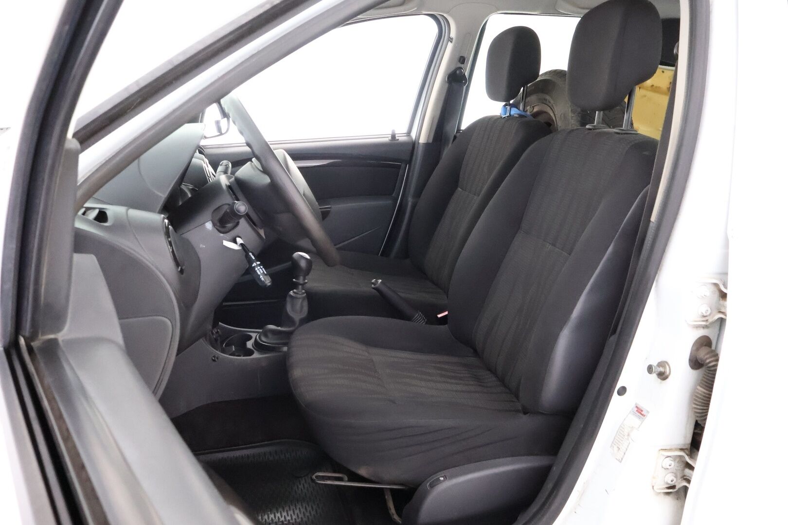 Dacia Duster 2012 4x2 1,5 dCi 109hv 6MT Laureate - YritysOutlet - Myydään vain yrityksille - - YritysOutlet - Myydään vain yrityksille