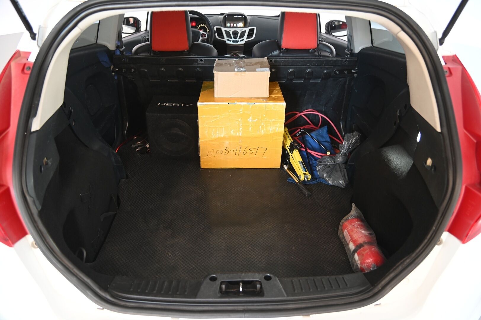 Ford Fiesta Van 2012 1,6 TDCi 95hv SportVan M5 - Recaro | JR-Vanteet | Navi | BT | Peruutuskamera | 2xvanteet&renkaat 