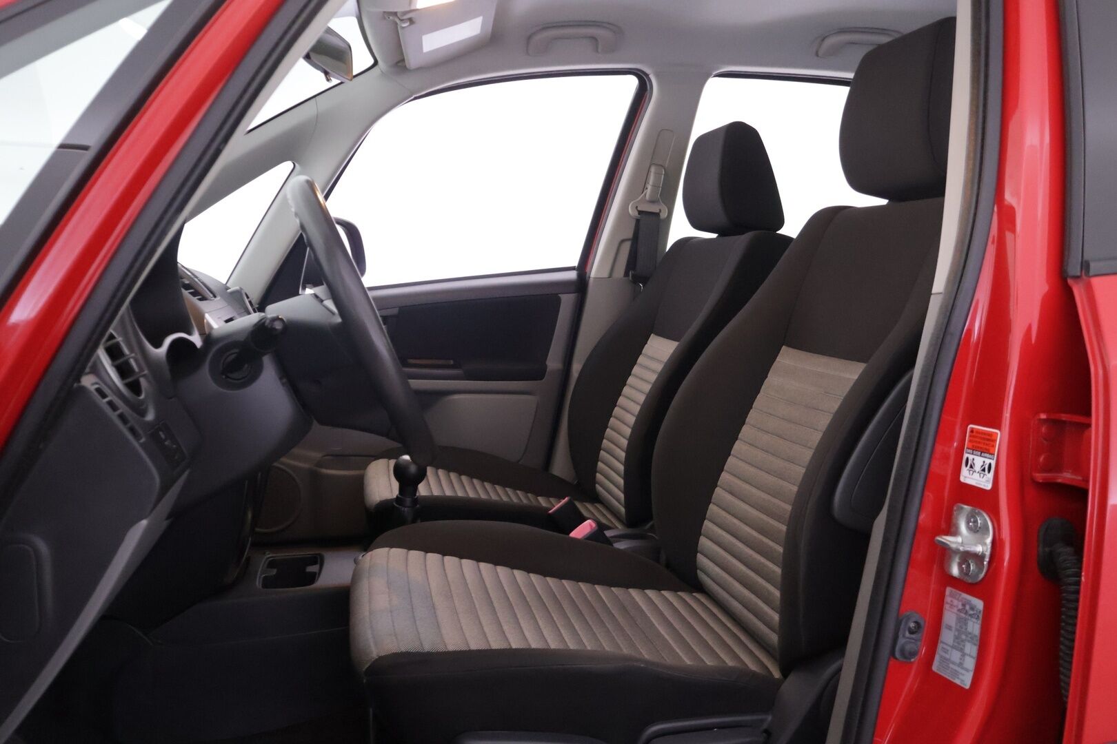 Suzuki SX4 2012 1,6 VVT 4WD X-OVER S-Edition 5D - *Suomi-auto | Lohkolämmitin sisätilanlämmittimellä | Vetokoukku | 2x Renkaat & vanteet | Edullinen neliveto*
