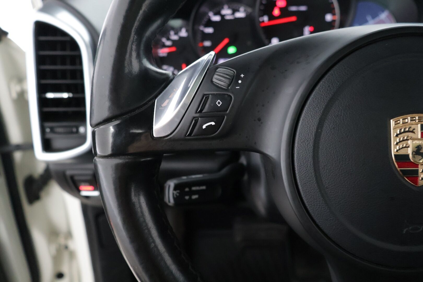 Porsche Cayenne 2012 - YritysOutlet - Myydään vain yrityksille ** BOSE / Panorama / Muistipenkit nahoilla** - - YritysOutlet - Myydään vain yrityksille ** Huippusiisti kokonaisuus! **  