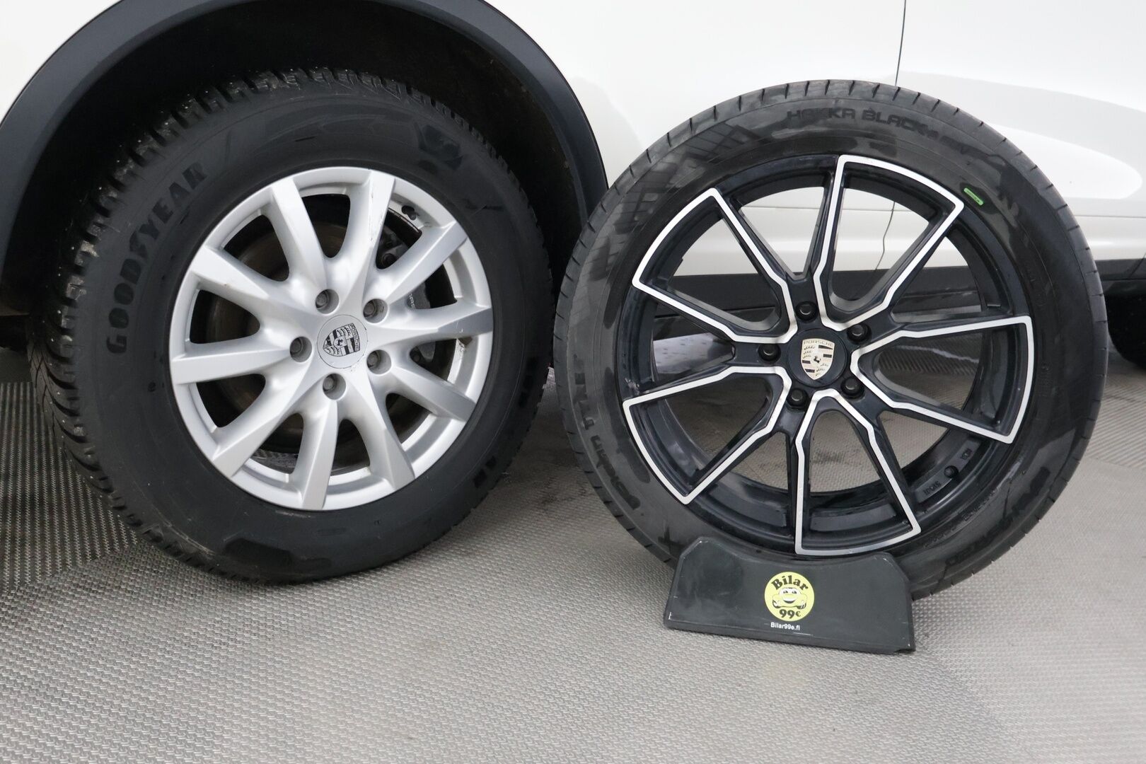 Porsche Cayenne 2012 - YritysOutlet - Myydään vain yrityksille ** BOSE / Panorama / Muistipenkit nahoilla** - - YritysOutlet - Myydään vain yrityksille ** Huippusiisti kokonaisuus! **  