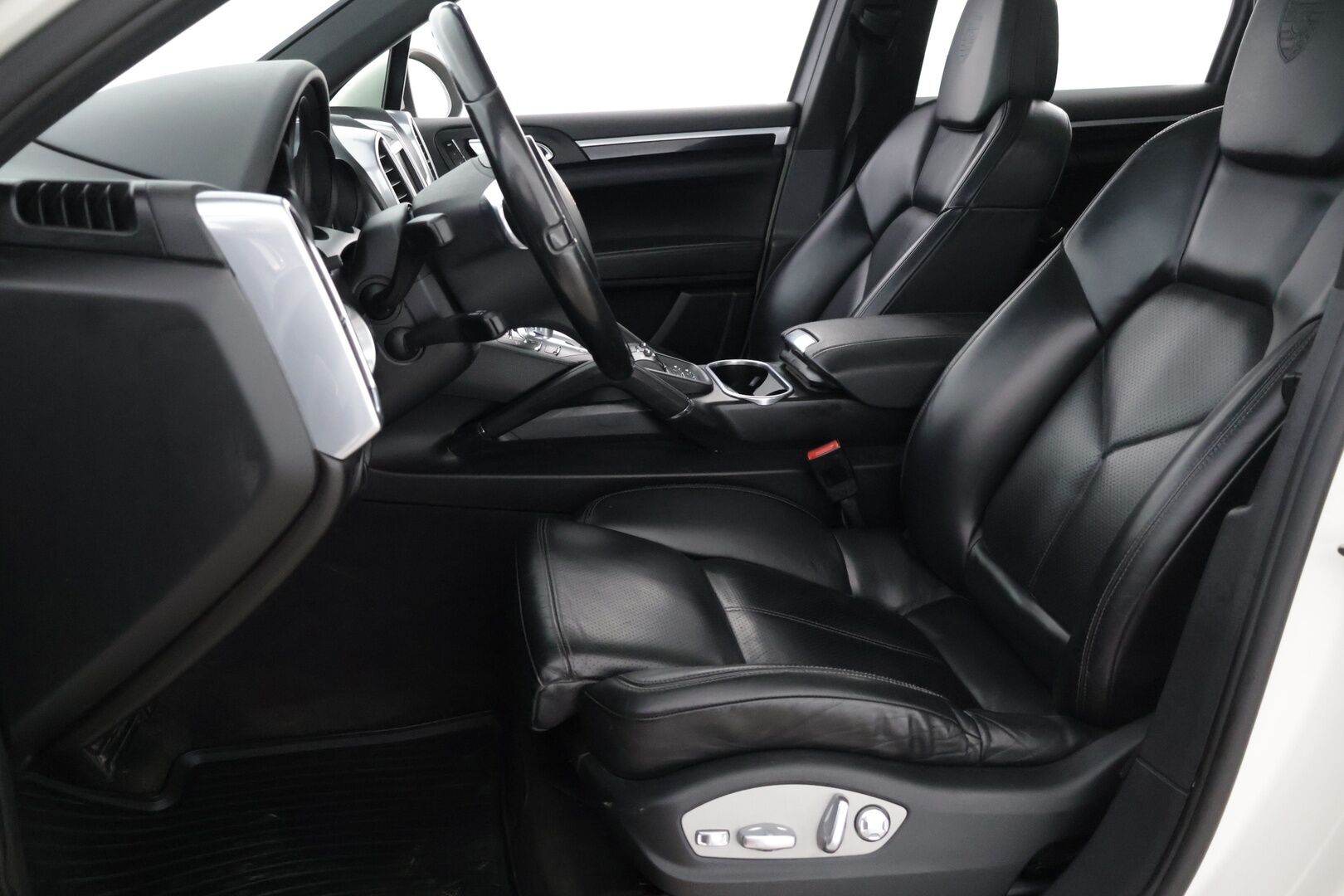 Porsche Cayenne 2012 - YritysOutlet - Myydään vain yrityksille ** BOSE / Panorama / Muistipenkit nahoilla** - - YritysOutlet - Myydään vain yrityksille ** Huippusiisti kokonaisuus! **  