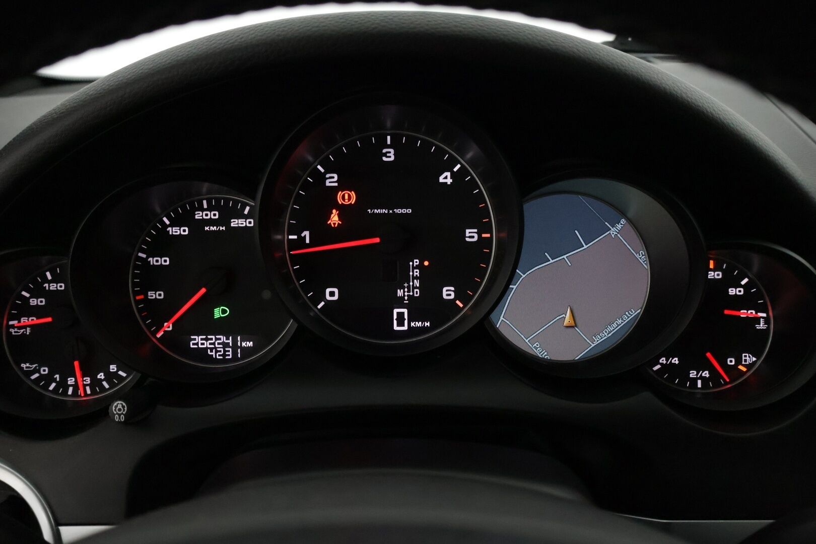 Porsche Cayenne 2012 - YritysOutlet - Myydään vain yrityksille ** BOSE / Panorama / Muistipenkit nahoilla** - - YritysOutlet - Myydään vain yrityksille ** Huippusiisti kokonaisuus! **  