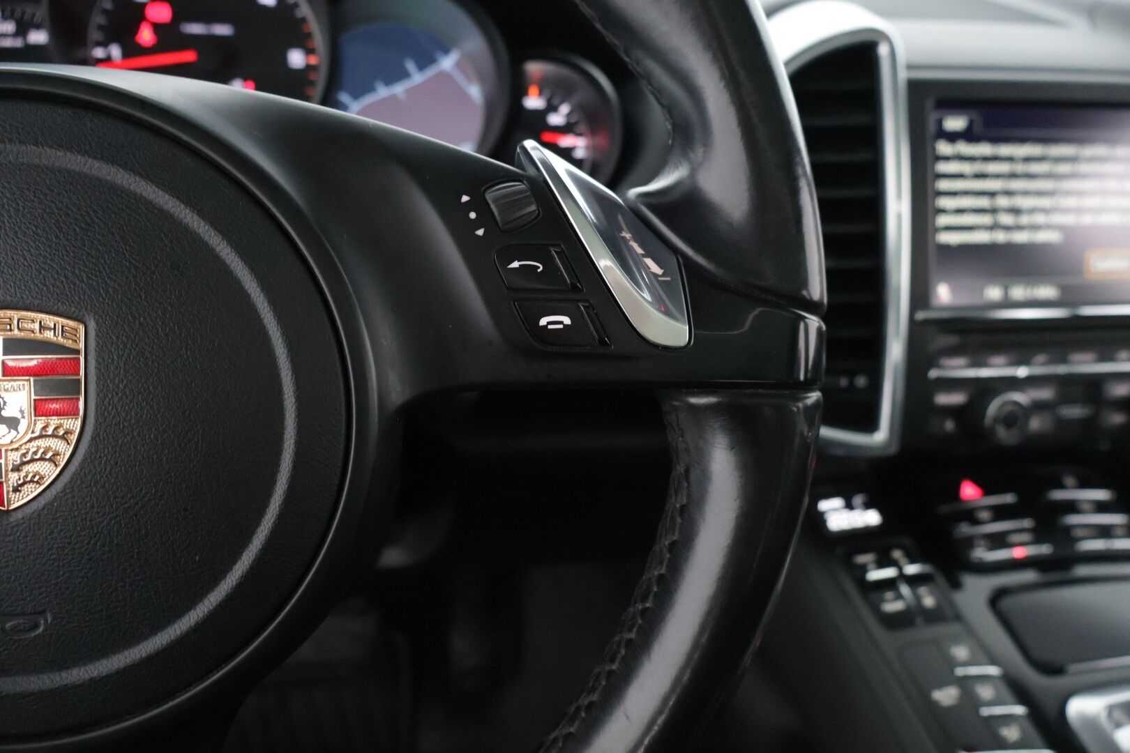 Porsche Cayenne 2012 - YritysOutlet - Myydään vain yrityksille ** BOSE / Panorama / Muistipenkit nahoilla** - - YritysOutlet - Myydään vain yrityksille ** Huippusiisti kokonaisuus! **  