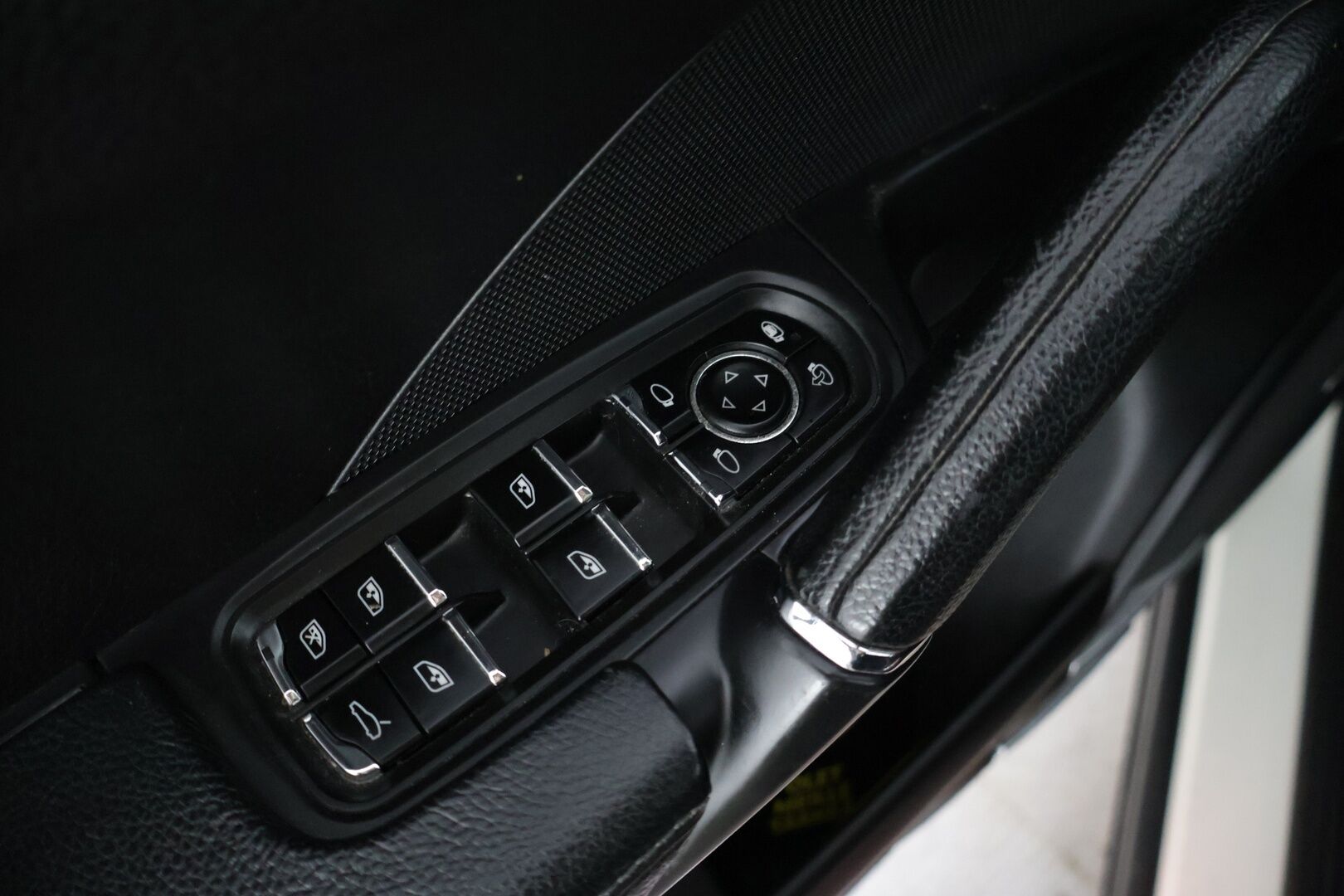 Porsche Cayenne 2012 - YritysOutlet - Myydään vain yrityksille ** BOSE / Panorama / Muistipenkit nahoilla** - - YritysOutlet - Myydään vain yrityksille ** Huippusiisti kokonaisuus! **  