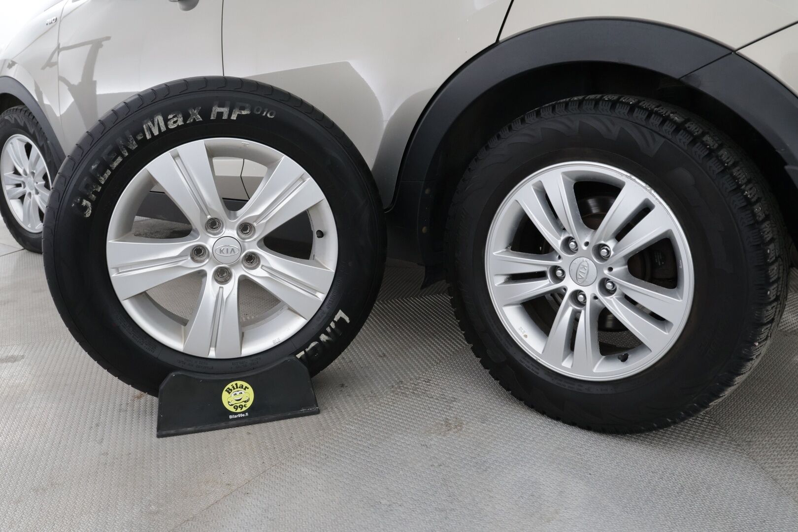 Kia Sportage 2012 2,0 AWD CRDi-R EX A/T - Webasto | Bluetooth | Vetokoukku | Tutkat