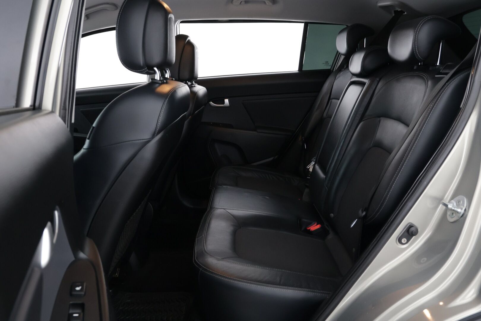 Kia Sportage 2012 2,0 AWD CRDi-R EX A/T - Webasto | Bluetooth | Vetokoukku | Tutkat