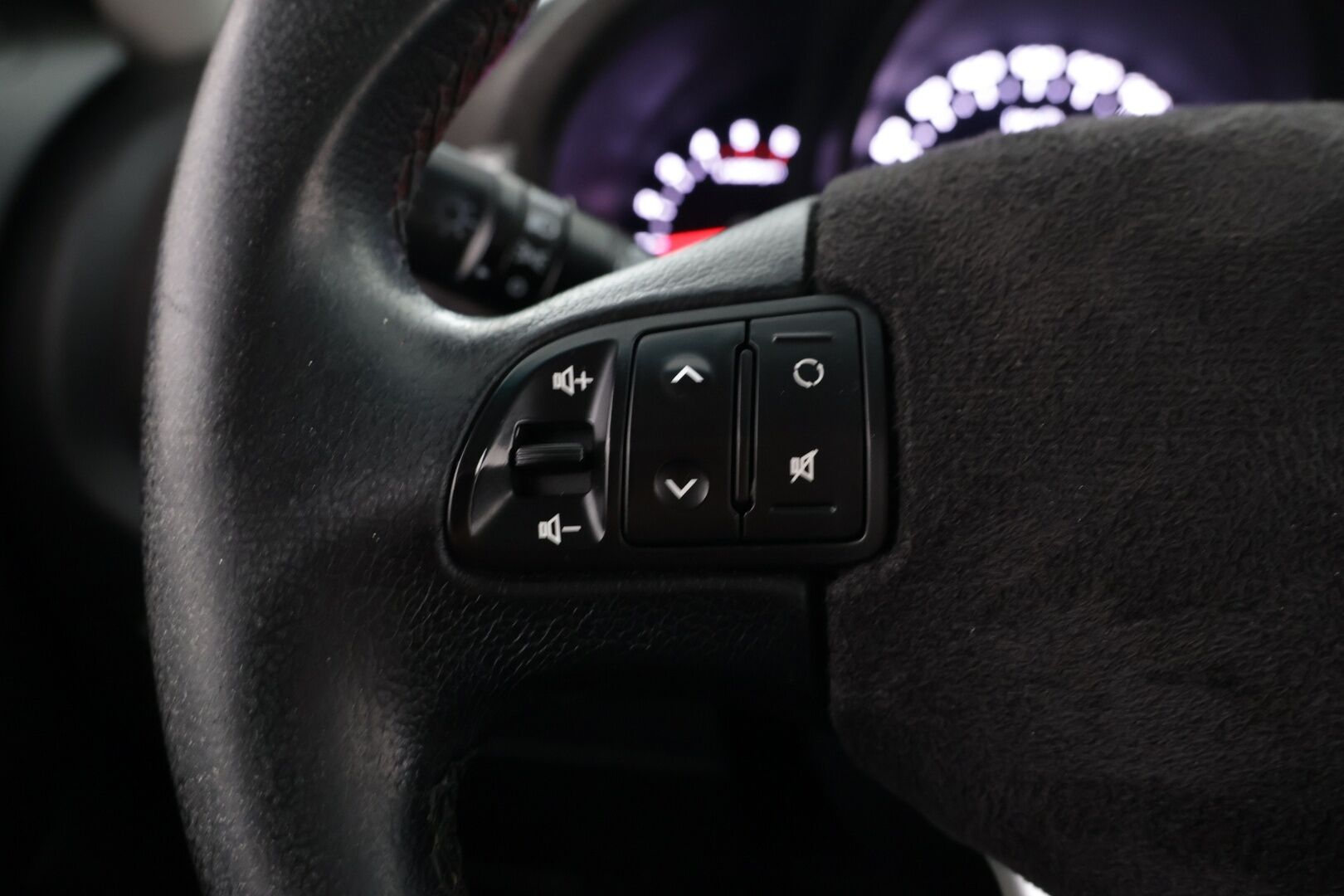 Kia Sportage 2012 2,0 AWD CRDi-R EX A/T - Webasto | Bluetooth | Vetokoukku | Tutkat