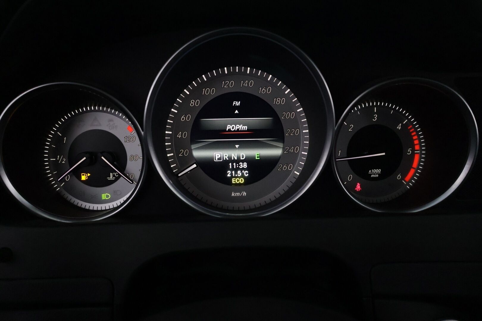 Mercedes-Benz C 2013 200 CDI BE T A Premium Business - | Avantgarde | ILS Xenon | Kaukovaloautom. | Puolinahat | P.tutkat | Sähk. takaluukku | Vakkari | Suomi-auto |