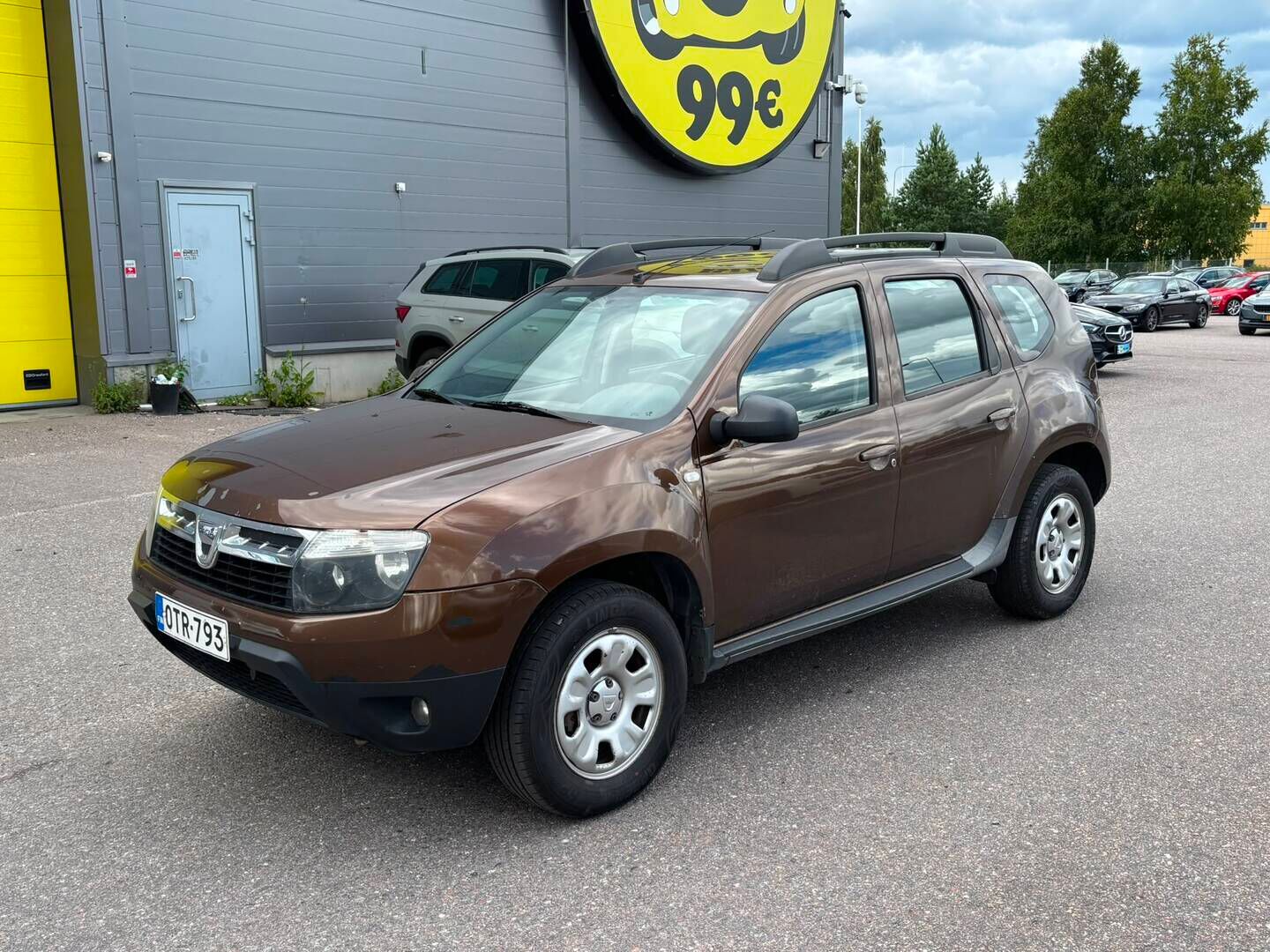 Dacia Duster 2013 4x4 1,5 dCi 109hv 6MT Laureate - *Myydään Huutokaupat.com*