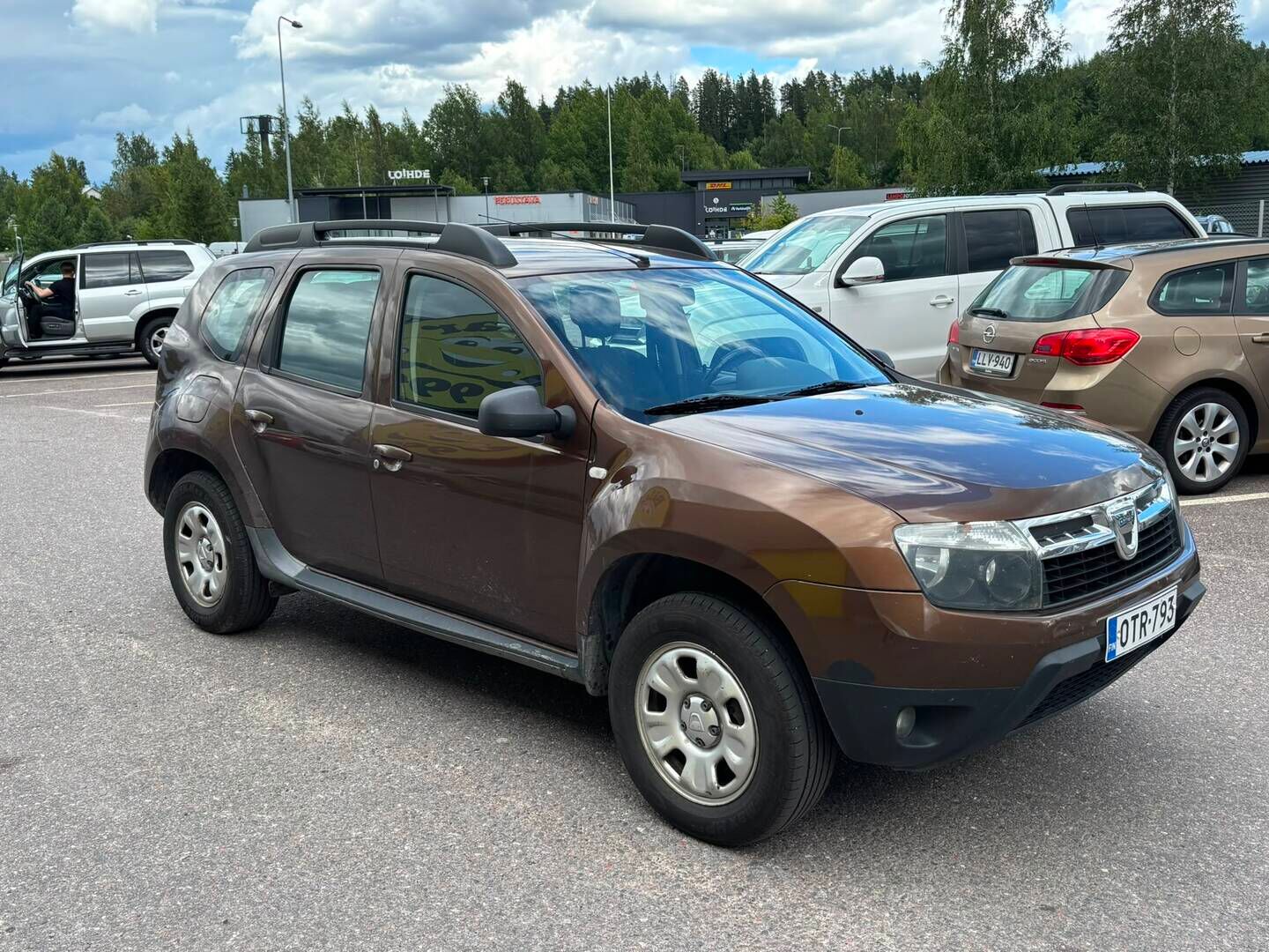Dacia Duster 2013 4x4 1,5 dCi 109hv 6MT Laureate - *Myydään Huutokaupat.com*