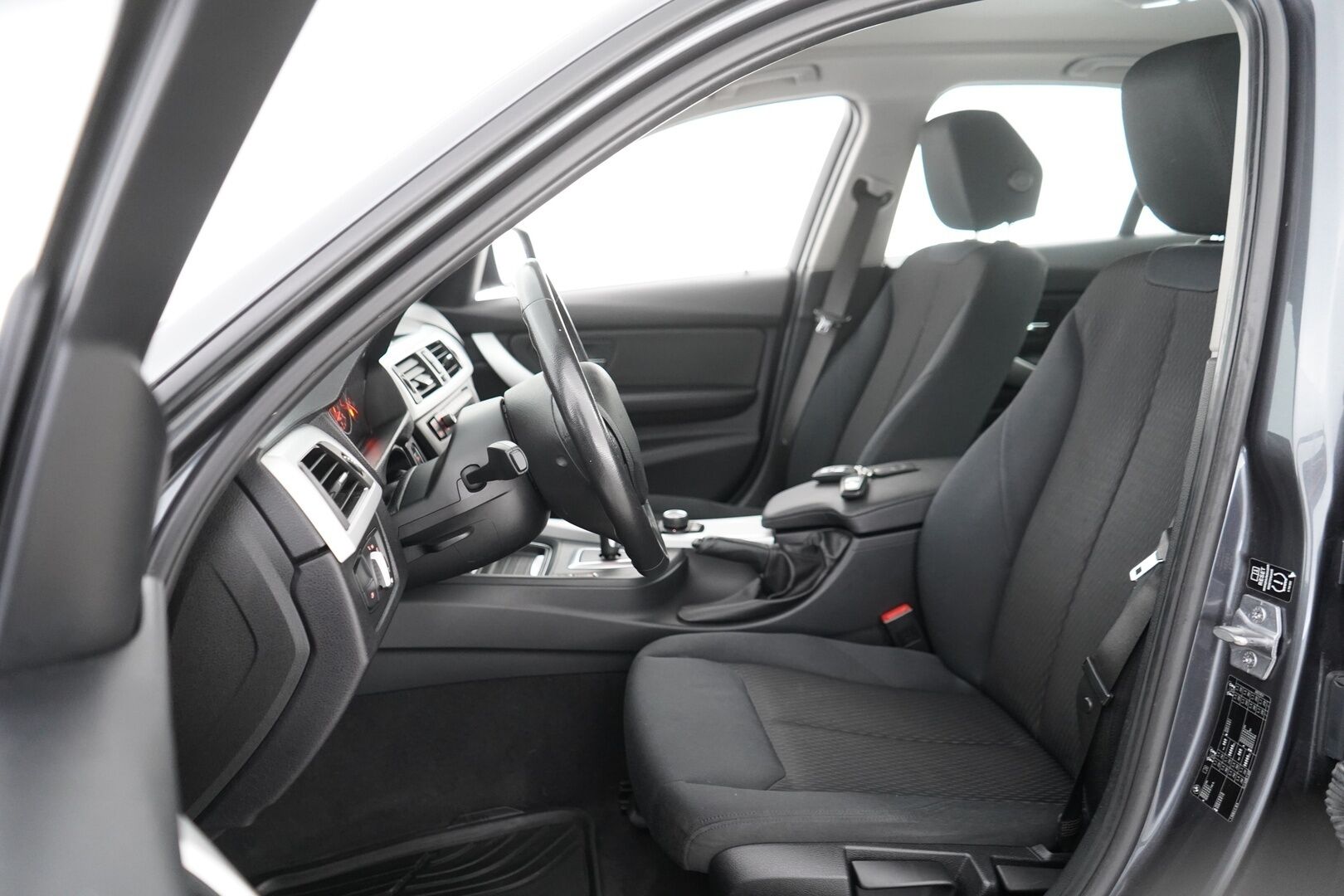 BMW 320 2013 TwinPower Turbo A F30 Sedan Business Automatic Edition - Suomiauto / 2x renkaat / Juuri saapunut! - HULLUT AVAJAISHULINAT KORKOTARJOUS 3,29 %