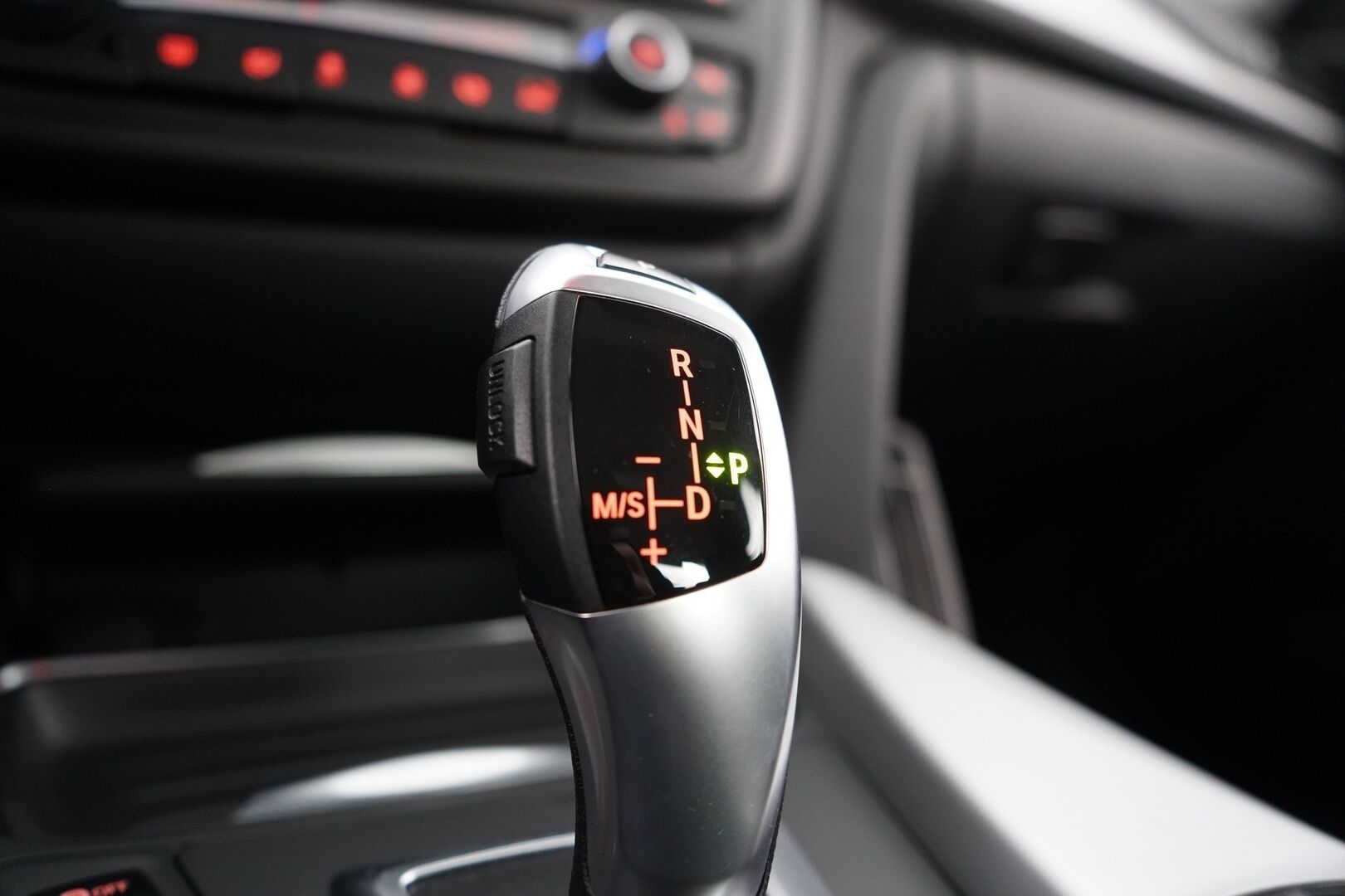 BMW 320 2013 TwinPower Turbo A F30 Sedan Business Automatic Edition - Suomiauto / 2x renkaat / Juuri saapunut! - HULLUT AVAJAISHULINAT KORKOTARJOUS 3,29 %