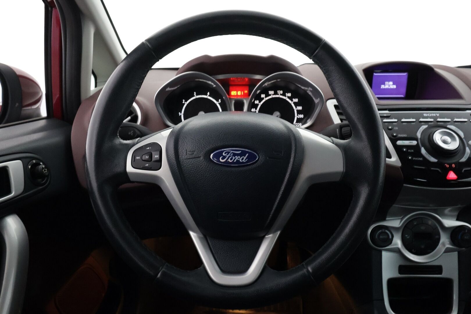 Ford Fiesta 2013 1,25 82 hv Titanium M5 5-ovinen - | Facelift | Bluetooth | AC | Lohkolämmitin | Lämmitettävä Tuulilasi | Penkinlämmittimet | Sähköpeilit | Kahdet renkaat | Suomi-auto |