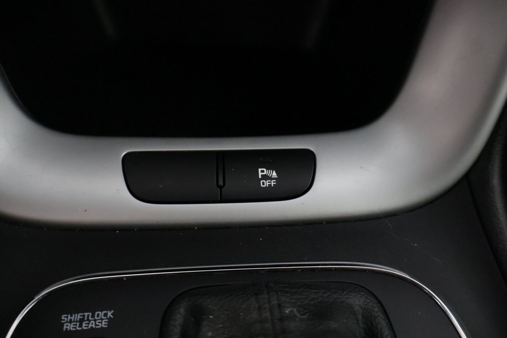 Kia Ceed 2014 1,6 CRDi EX A/T * Webasto / Ratinlämmitin / Bluetooth / P-Tutkat / Monitoimiratti / Vakkari / * - Hyvällä pidolla näyttävä sporttinen hatchback. Webasto - HULLUT VÄLIPÄIVÄT KORKOTARJOUS 2,49%