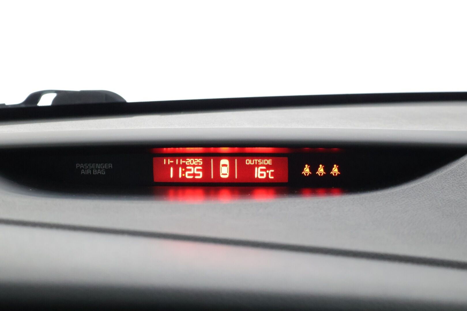 Kia Ceed 2014 1,6 CRDi EX A/T * Webasto / Ratinlämmitin / Bluetooth / P-Tutkat / Monitoimiratti / Vakkari / * - Hyvällä pidolla näyttävä sporttinen hatchback. Webasto - HULLUT VÄLIPÄIVÄT KORKOTARJOUS 2,49%