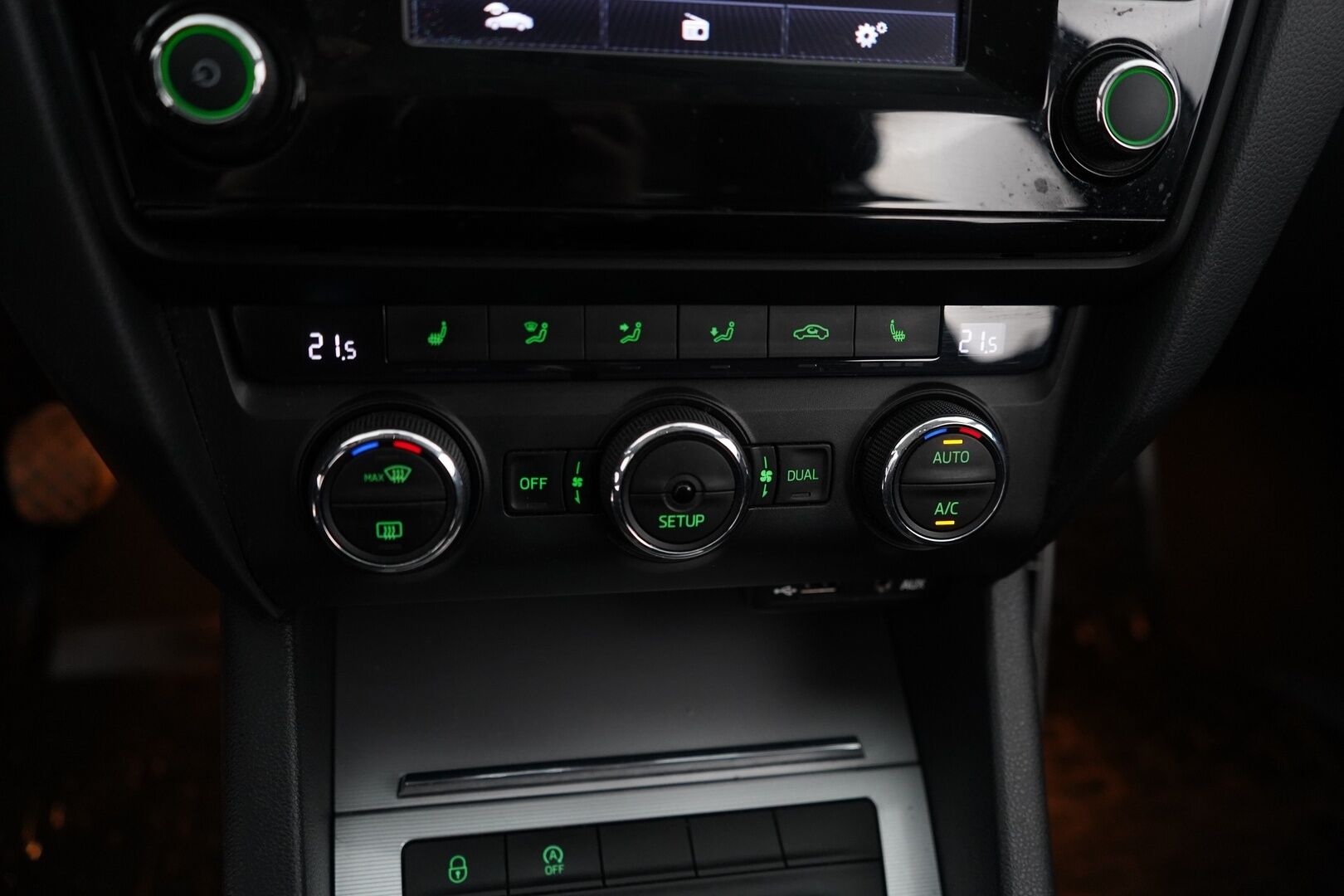 Skoda Octavia 2013 1,4 TSI Elegance *Lohko / Vakkari / Tutkat!*