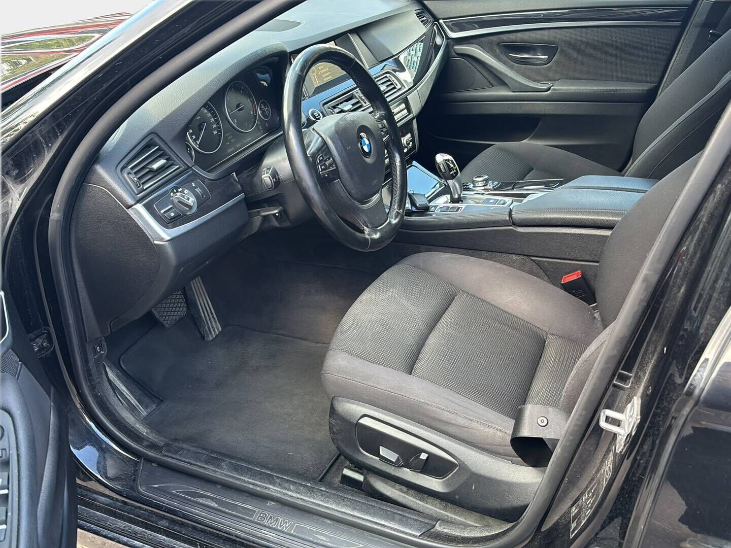 BMW 518 2014 F10 Sedan 518d TwinPower Turbo A Business  YritysOutlet - Myydään vain yrityksille - | Juuri katsastettu | Facelift | Ei Ad-Blue | 