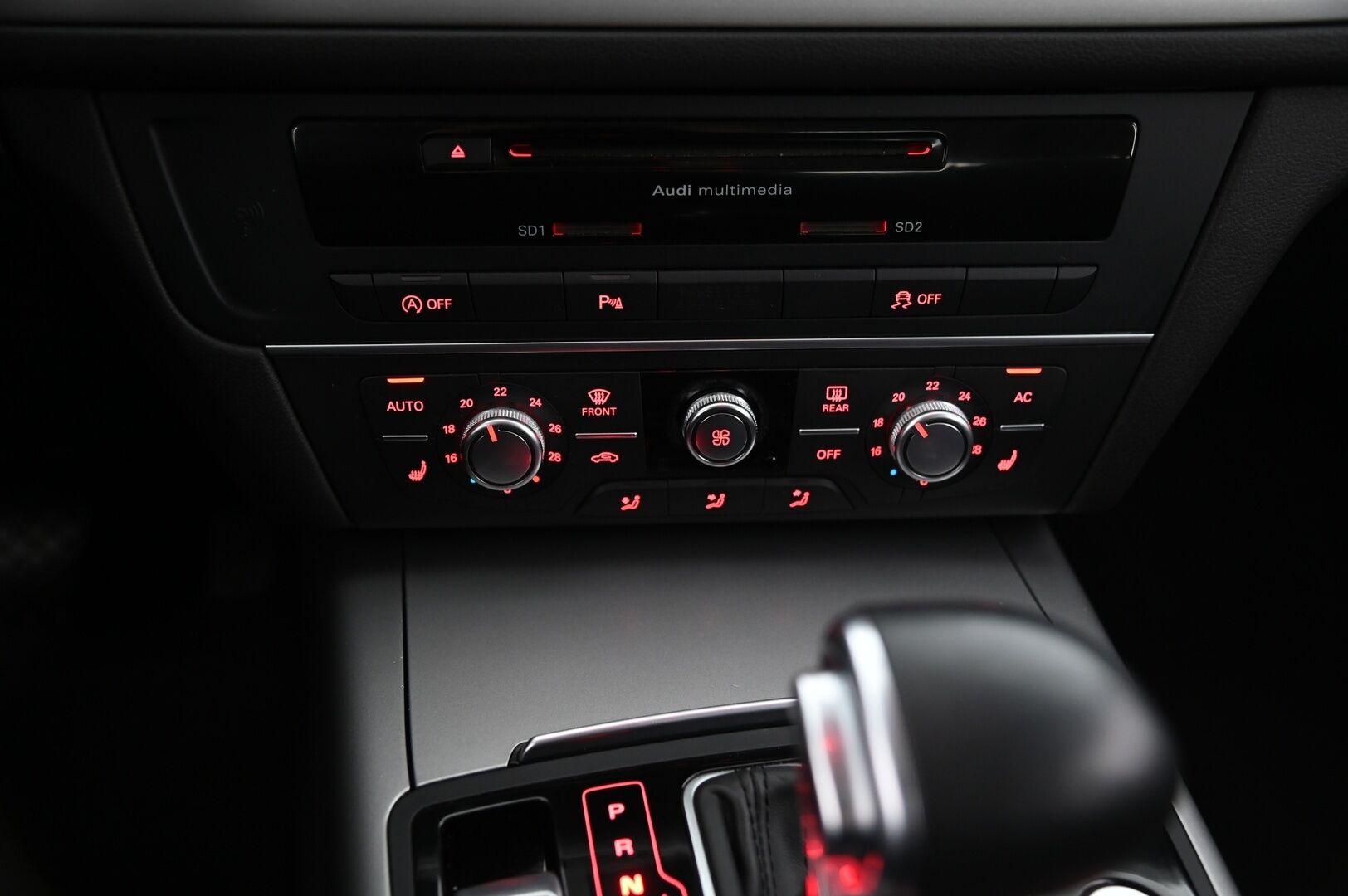 Audi A6 2014 Avant Business 2,0 TFSI 132 kW multitronic Start-Stop *Suomi-auto / Tutkat / Vakkari* - *Vähän ajettu 2.Omisteinen Suomi-auto / Juuri Huollettu /  2x Renkaat&vanteet*